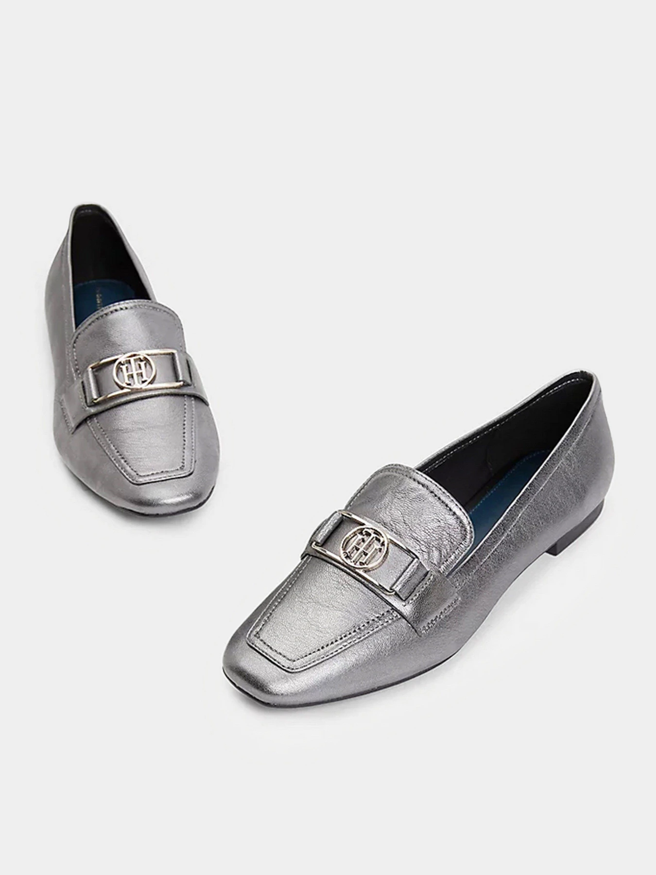 Туфли и лоферы Tommy Hilfiger ESSENTIAL модель FW0FW06124-0IN Туфли и лоферы Tommy Hilfiger ESSENTIAL модель FW0FW06124-0IN Фото