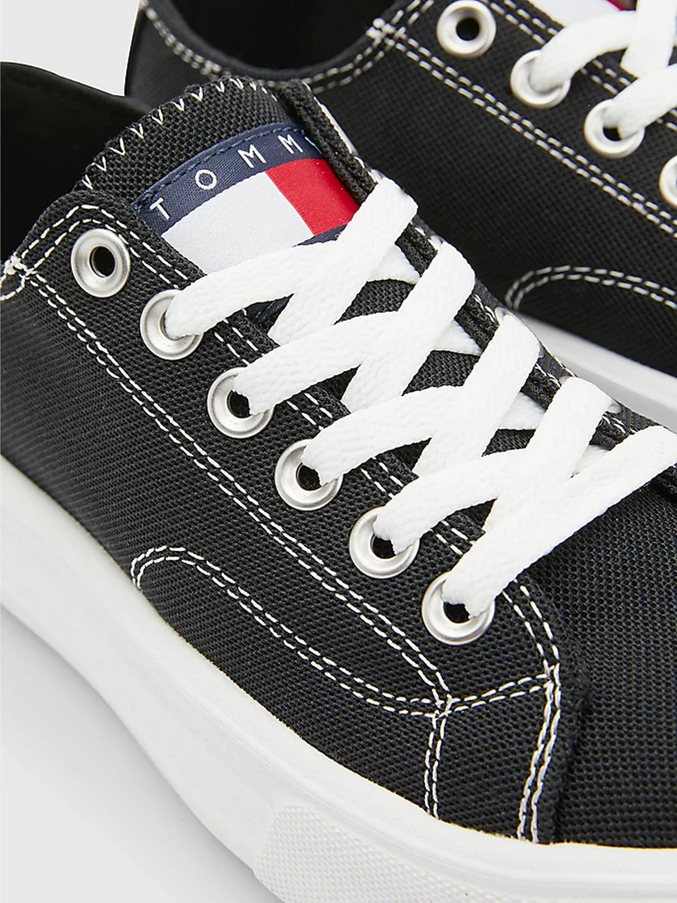 Кеды Tommy Hilfiger CUPSOLE модель EN0EN01824-BDS Кеды Tommy Hilfiger CUPSOLE модель EN0EN01824-BDS Фото