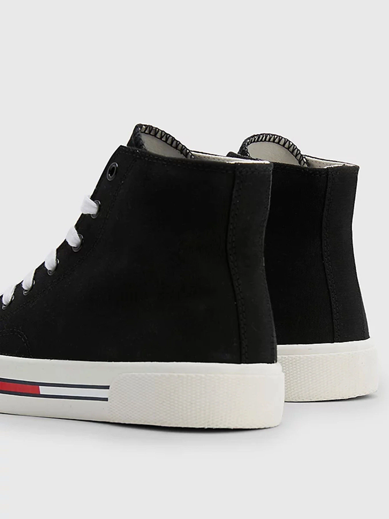 Кеды Tommy Hilfiger модель EN0EN02087-0GJ Кеды Tommy Hilfiger модель EN0EN02087-0GJ Фото