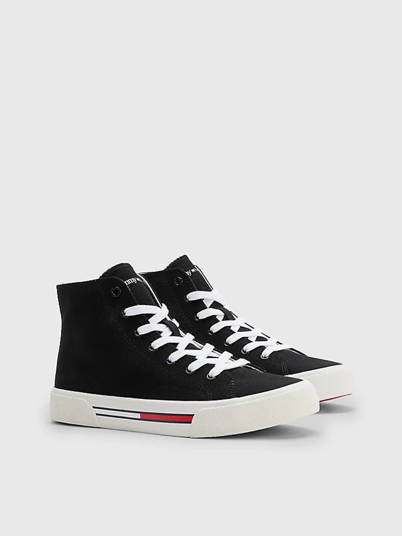 Кеды Tommy Hilfiger модель EN0EN02087-0GJ Кеды Tommy Hilfiger модель EN0EN02087-0GJ Фото