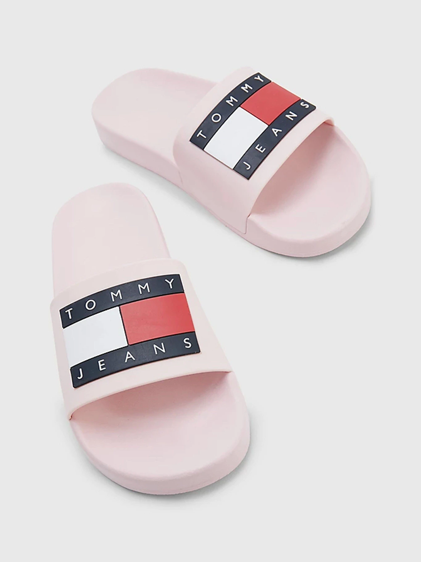 Шлёпанцы Tommy Hilfiger модель EN0EN02115-TH2 Шлёпанцы Tommy Hilfiger модель EN0EN02115-TH2 Фото