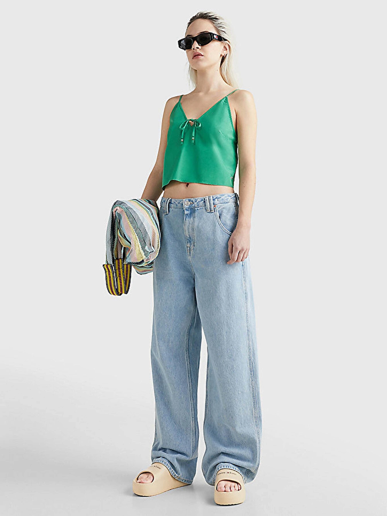 Шлёпанцы Tommy Hilfiger модель EN0EN02134-AB9 Фото