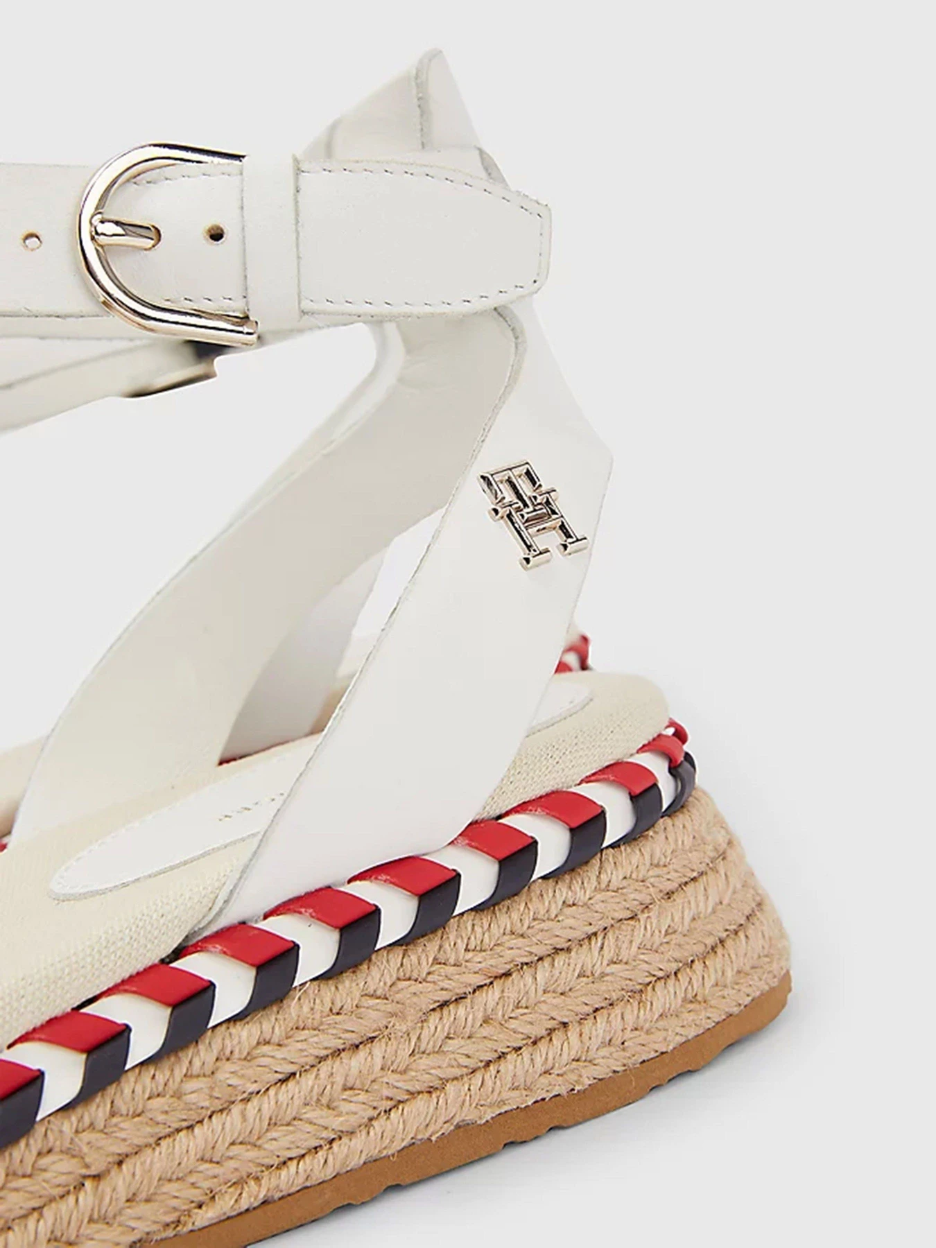 Сандалии Tommy Hilfiger модель FW0FW07080-YBL Фото