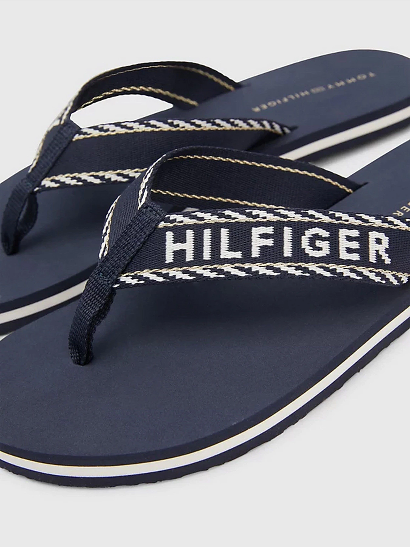 Шльопанці Tommy Hilfiger модель FW0FW07143-DW6 Шльопанці Tommy Hilfiger модель FW0FW07143-DW6 Фото