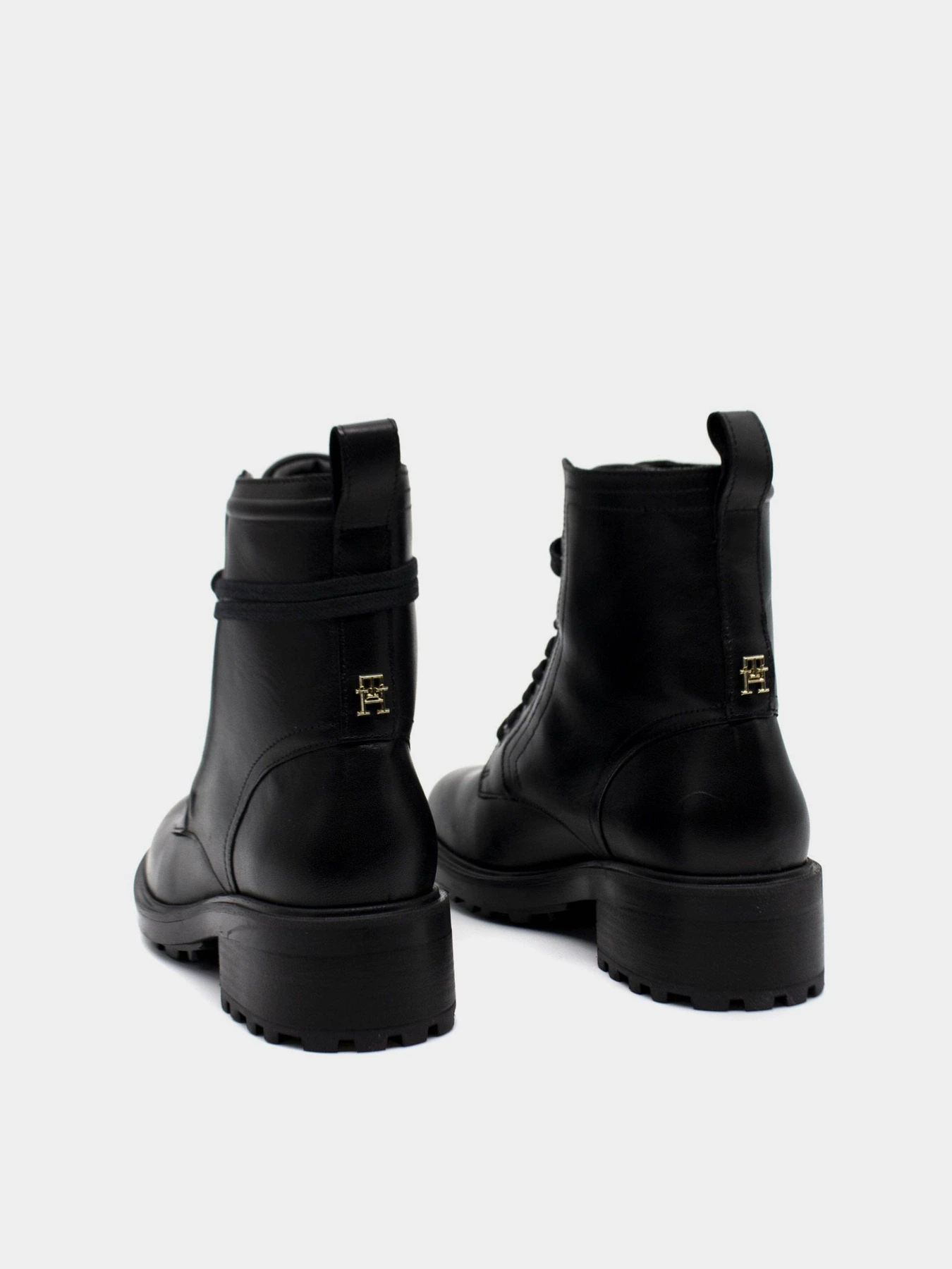 Ботинки и сапоги Tommy Hilfiger Essential Biker Boot модель FW0FW07355-BDS Фото