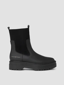 Черевики та чоботи Tommy Hilfiger CHUNKY CLEAT RAIN модель FW0FW07226-BDS Фото
