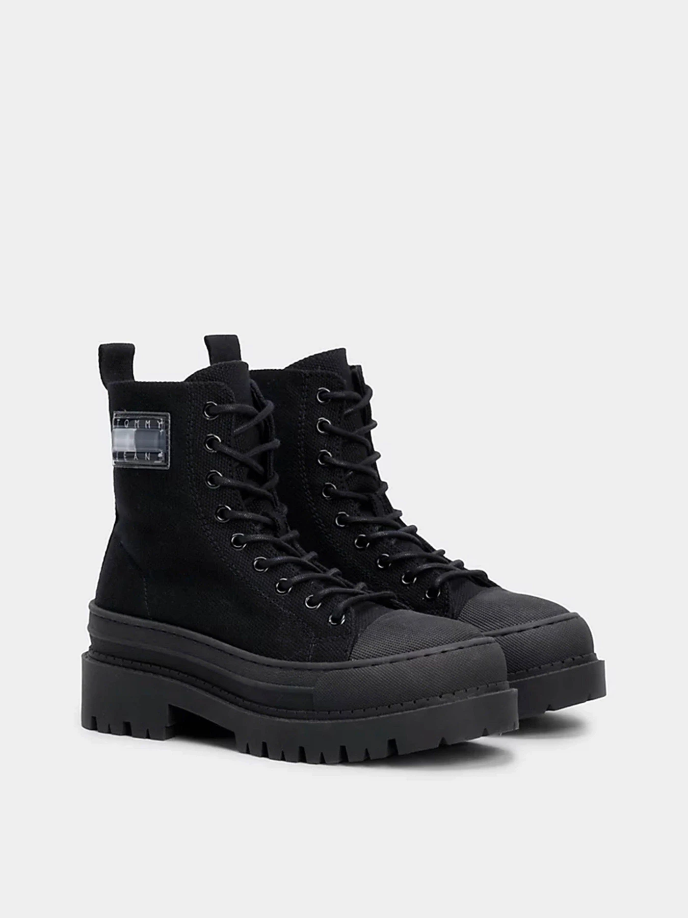 Ботинки и сапоги Tommy Hilfiger CHUNKY CLEAT CANVAS ANKLE модель EN0EN02216-BDS Ботинки и сапоги Tommy Hilfiger CHUNKY CLEAT CANVAS ANKLE модель EN0EN02216-BDS Фото