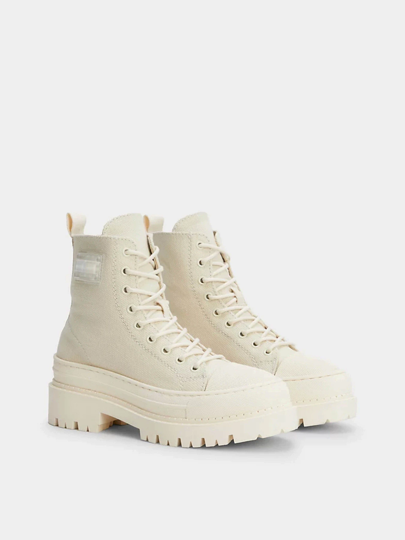Ботинки и сапоги Tommy Hilfiger CHUNKY CLEAT CANVAS ANKLE модель EN0EN02216-AEV Ботинки и сапоги Tommy Hilfiger CHUNKY CLEAT CANVAS ANKLE модель EN0EN02216-AEV Фото