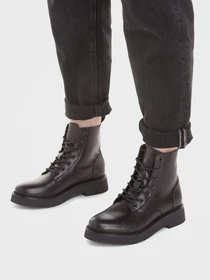 Ботинки и сапоги Tommy Hilfiger Tjw Lace Up Flat Boot модель EN0EN02310-BDS Фото