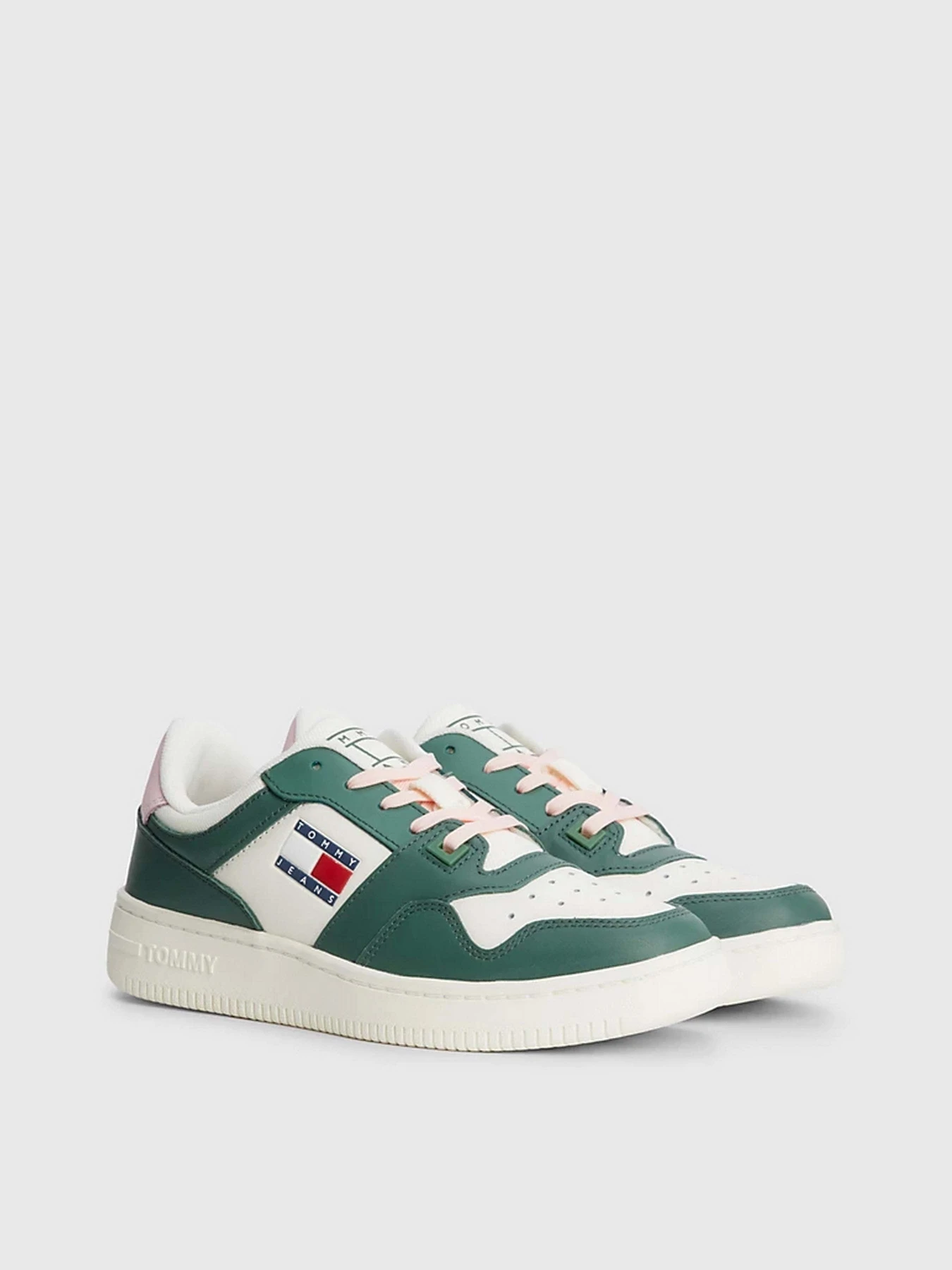 Кроссовки Tommy Hilfiger RETRO BASKETBALL TRAINERS модель EN0EN02204-MBG Кроссовки Tommy Hilfiger RETRO BASKETBALL TRAINERS модель EN0EN02204-MBG Фото