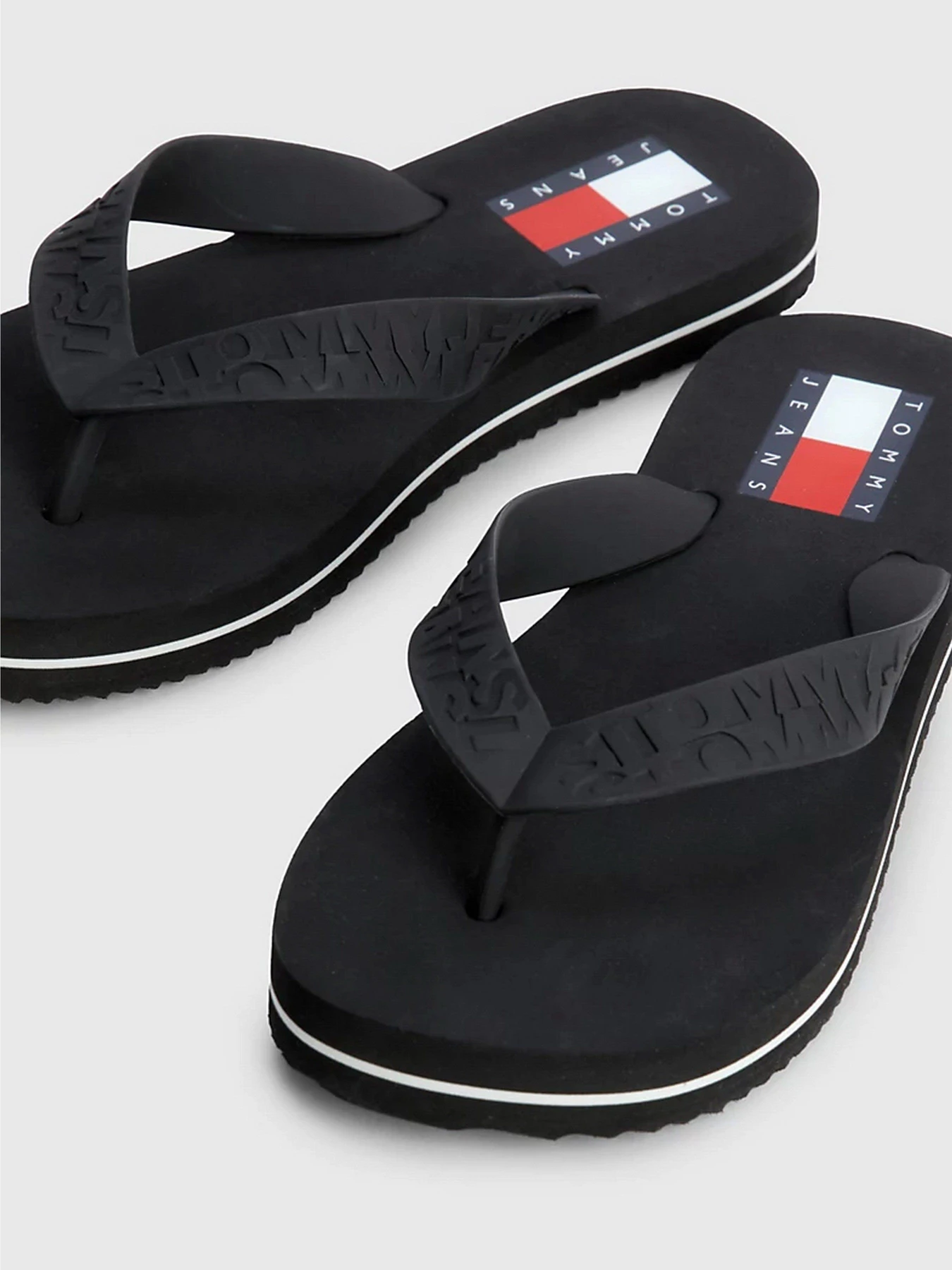 Шлёпанцы Tommy Hilfiger Flag Eva Beach модель EN0EN02194-BDS Шлёпанцы Tommy Hilfiger Flag Eva Beach модель EN0EN02194-BDS Фото