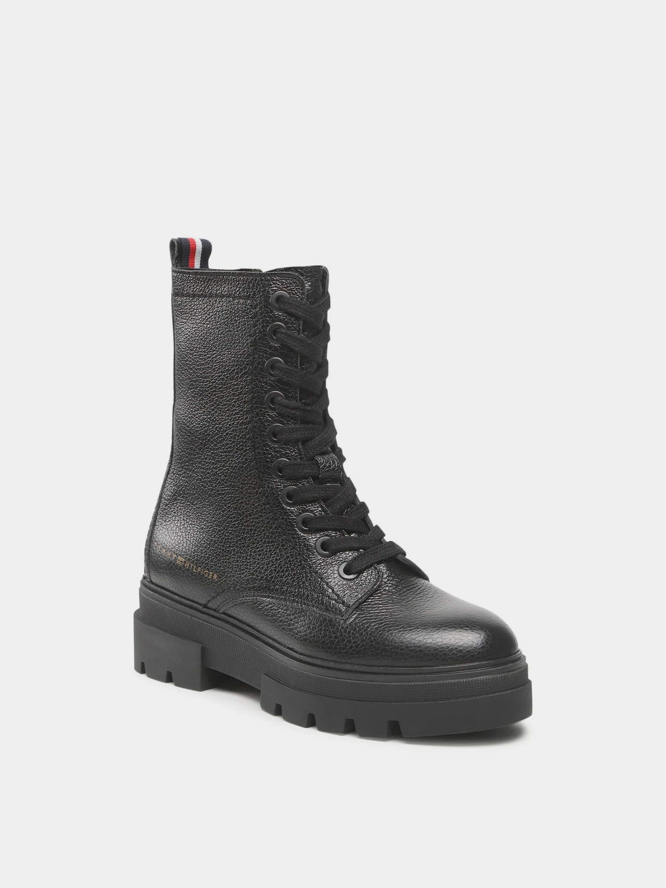 Ботинки и сапоги Tommy Hilfiger модель FW0FW06732-BDS Ботинки и сапоги Tommy Hilfiger модель FW0FW06732-BDS Фото