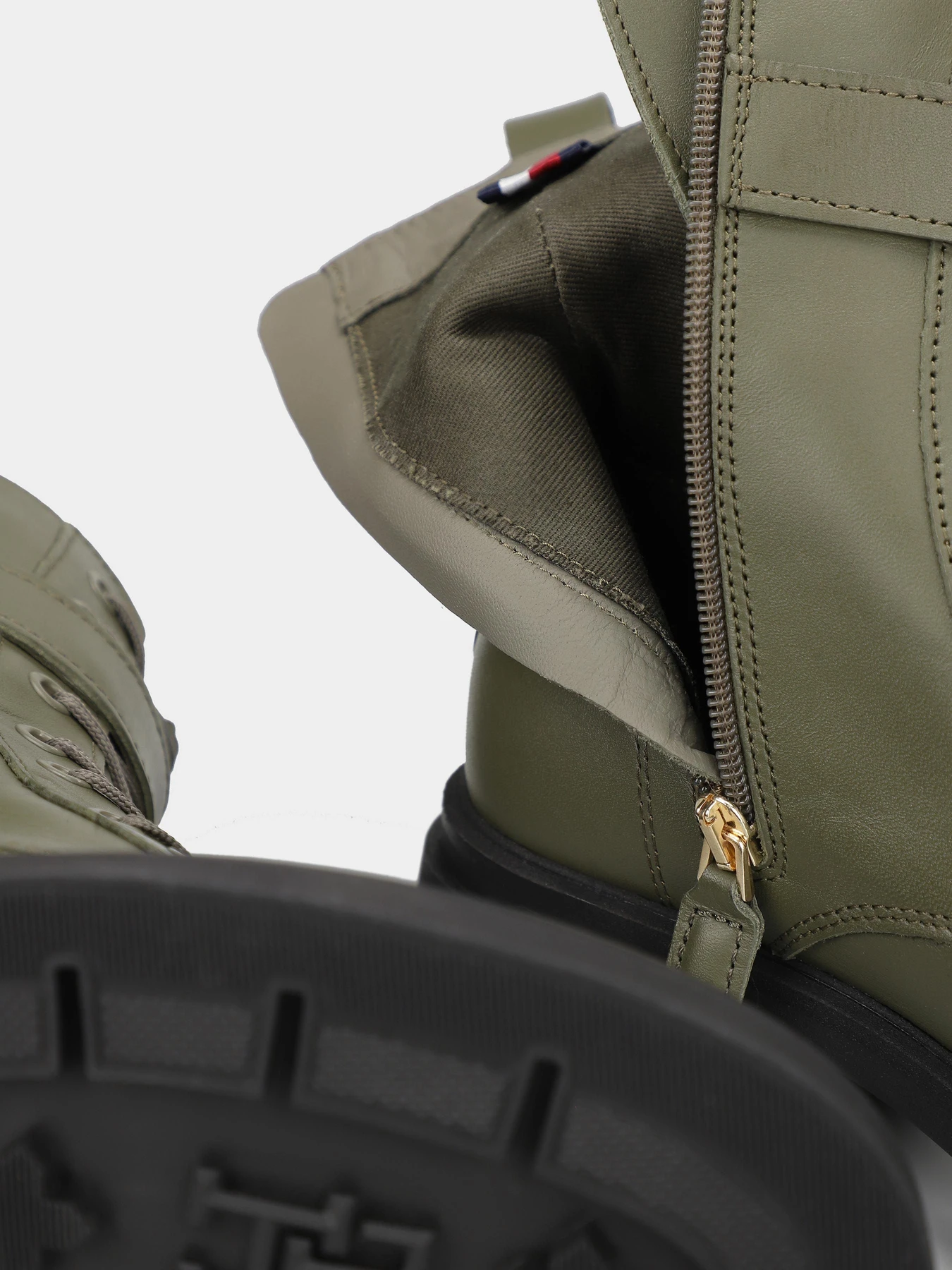 Ботинки и сапоги Tommy Hilfiger Cool Feminine Bikerboot модель FW0FW07322-RBN Ботинки и сапоги Tommy Hilfiger Cool Feminine Bikerboot модель FW0FW07322-RBN Фото