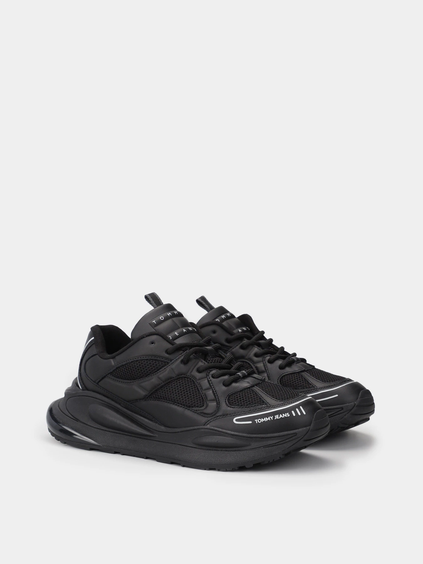 Кроссовки Tommy Hilfiger Chunky Runner модель EN0EN02247-BDS Кроссовки Tommy Hilfiger Chunky Runner модель EN0EN02247-BDS Фото