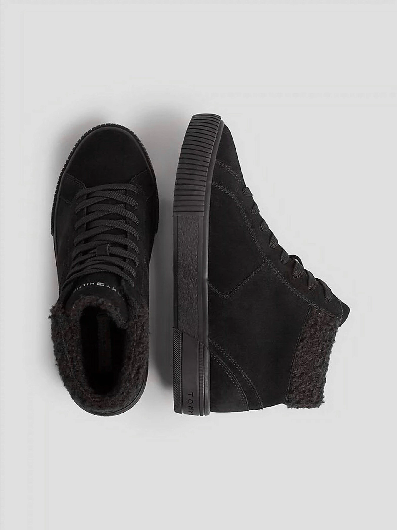Ботинки и сапоги Tommy Hilfiger Suede High-Top Trainers модель FW0FW07549-BDS Ботинки и сапоги Tommy Hilfiger Suede High-Top Trainers модель FW0FW07549-BDS Фото