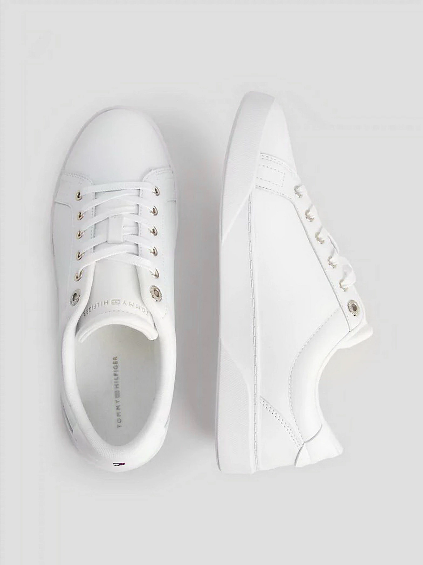 Кеды Tommy Hilfiger Genuine Leather Logo Detailed Sneaker модель FW0FW07560-0K7 Кеды Tommy Hilfiger Genuine Leather Logo Detailed Sneaker модель FW0FW07560-0K7 Фото