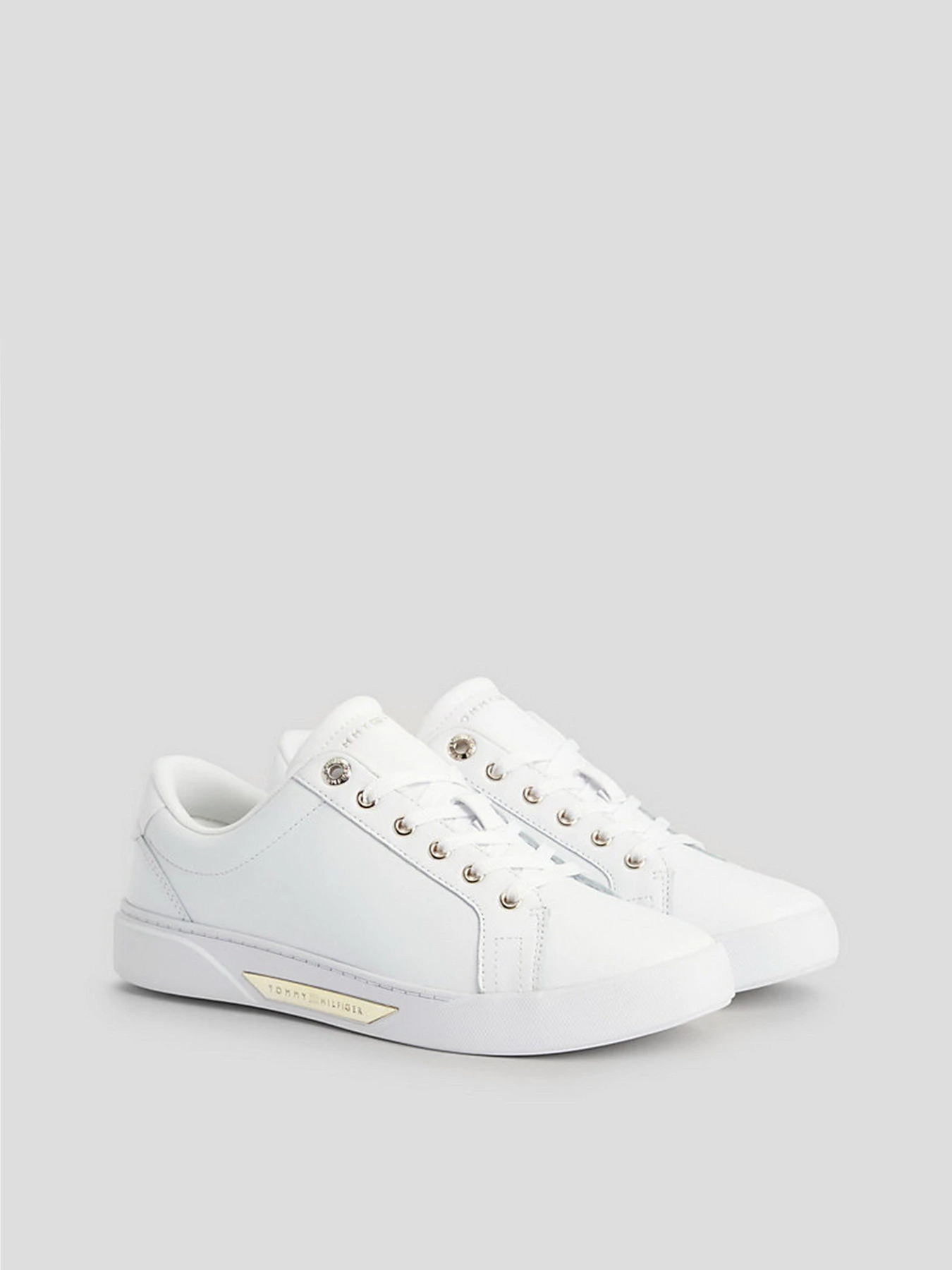 Кеды Tommy Hilfiger Genuine Leather Logo Detailed Sneaker модель FW0FW07560-0K7 Кеды Tommy Hilfiger Genuine Leather Logo Detailed Sneaker модель FW0FW07560-0K7 Фото