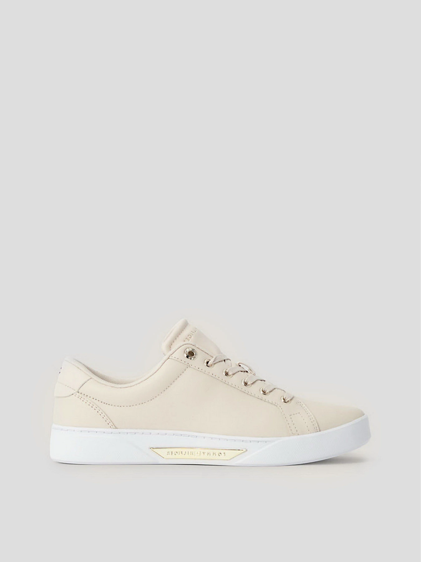 Кеды Tommy Hilfiger Genuine Leather Logo Detailed Sneaker модель FW0FW07560-ABH Кеды Tommy Hilfiger Genuine Leather Logo Detailed Sneaker модель FW0FW07560-ABH Фото