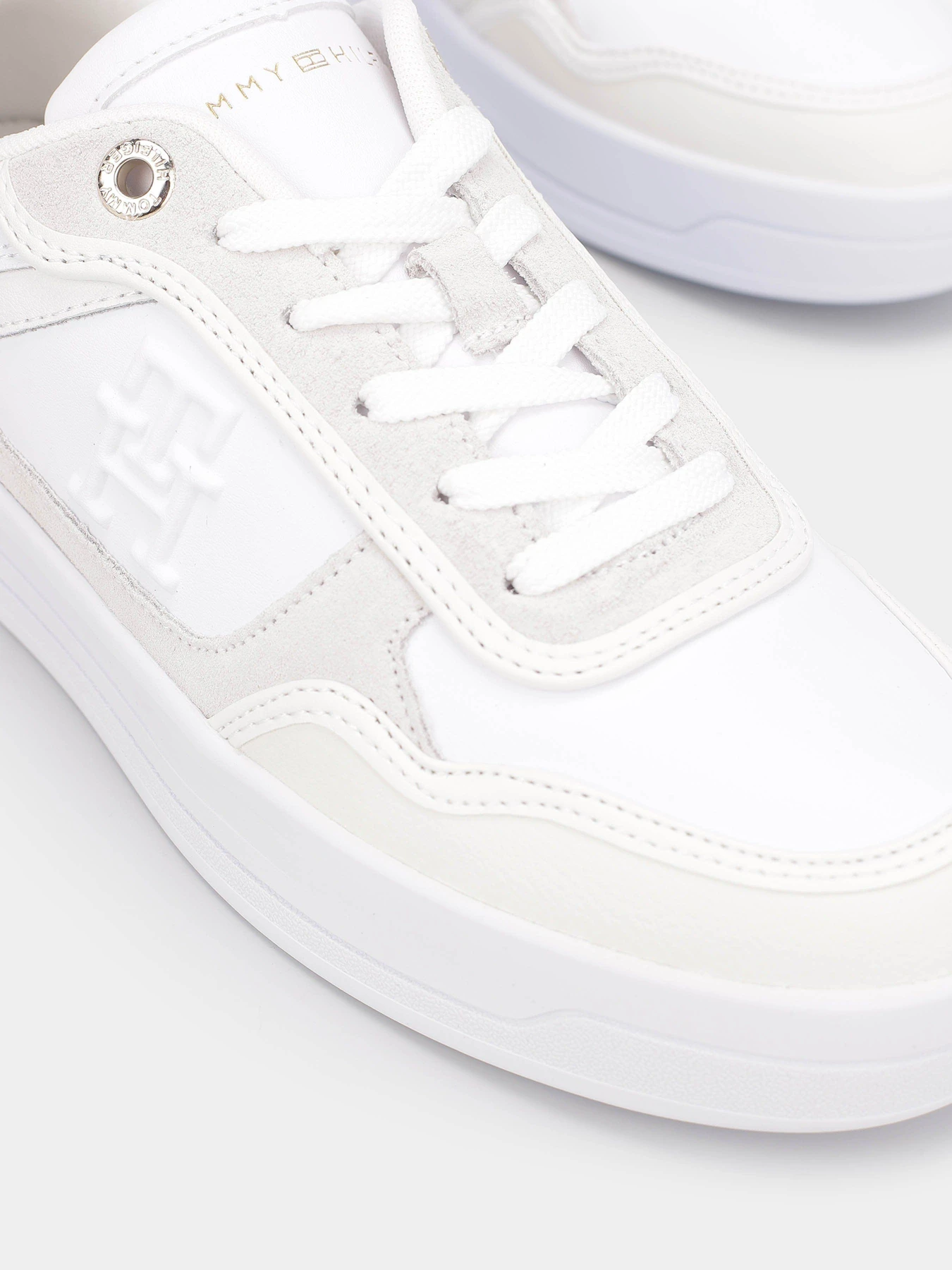 Кроссовки Tommy Hilfiger ESSENTIAL CONTRAST TH MONOGRAM BASKETBALL модель FW0FW07563-YBS Кроссовки Tommy Hilfiger ESSENTIAL CONTRAST TH MONOGRAM BASKETBALL модель FW0FW07563-YBS Фото