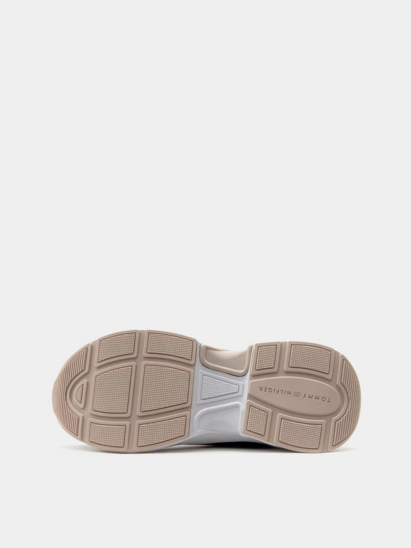 Кроссовки Tommy Hilfiger Monogram Chunky Sole Mid-Top Trainers модель FW0FW07572-PTP Кроссовки Tommy Hilfiger Monogram Chunky Sole Mid-Top Trainers модель FW0FW07572-PTP Фото