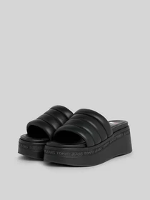Шльопанці Tommy Hilfiger модель EN0EN02455-BDS Фото