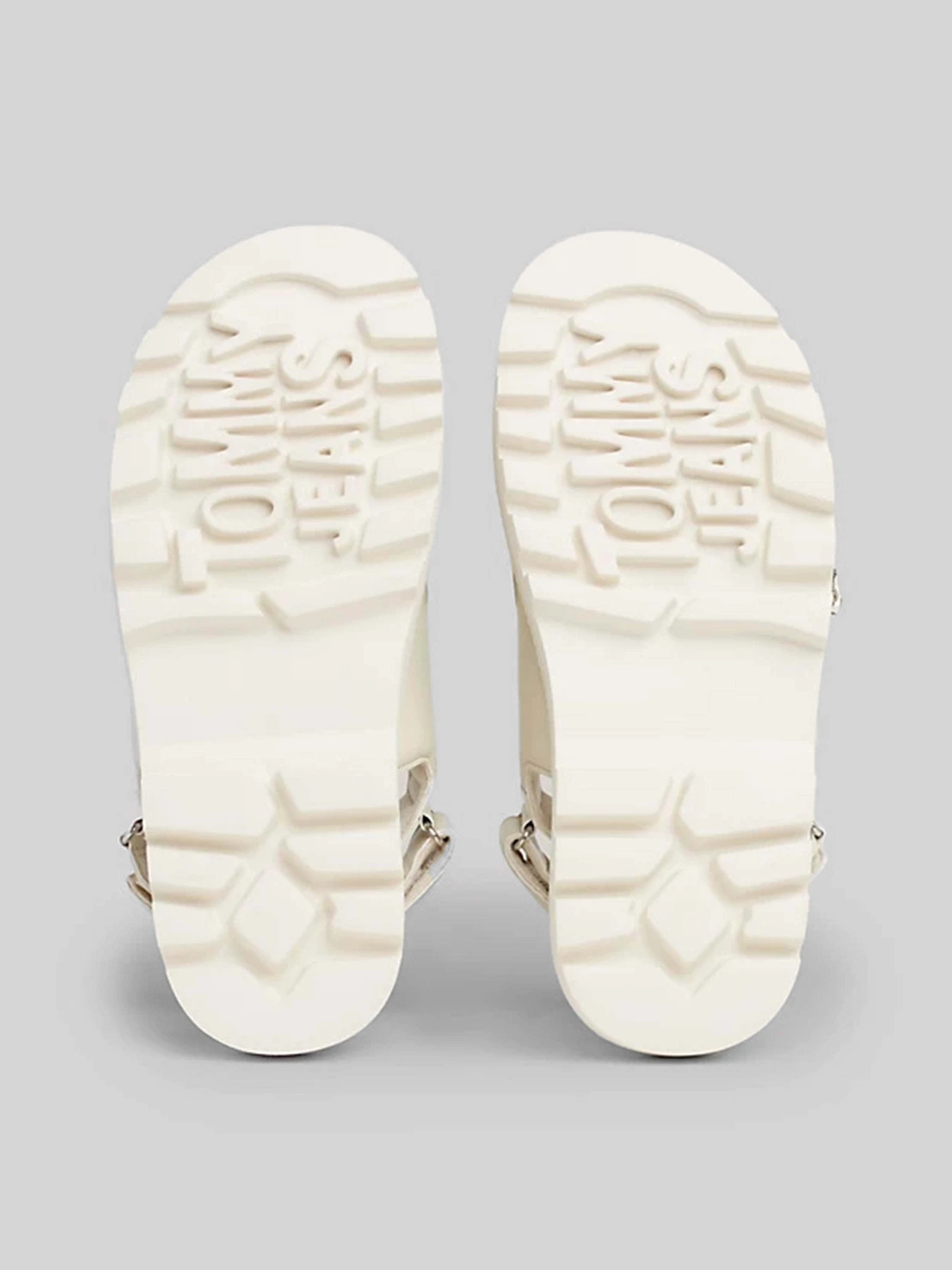 Сандалии Tommy Hilfiger модель EN0EN02461-ACG Сандалии Tommy Hilfiger модель EN0EN02461-ACG Фото