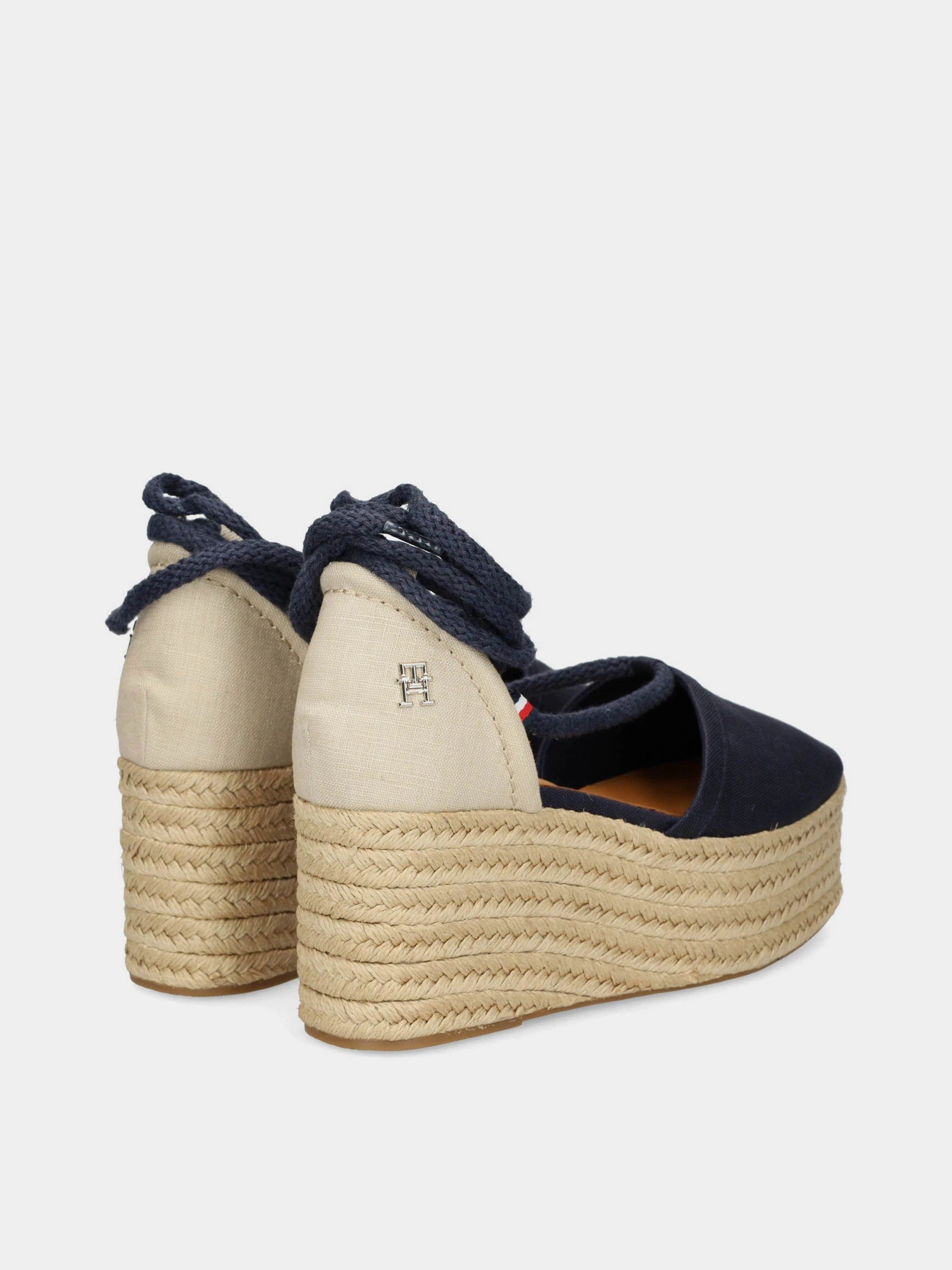 Босоножки Tommy Hilfiger модель FW0FW07746-DW6 Босоножки Tommy Hilfiger модель FW0FW07746-DW6 Фото