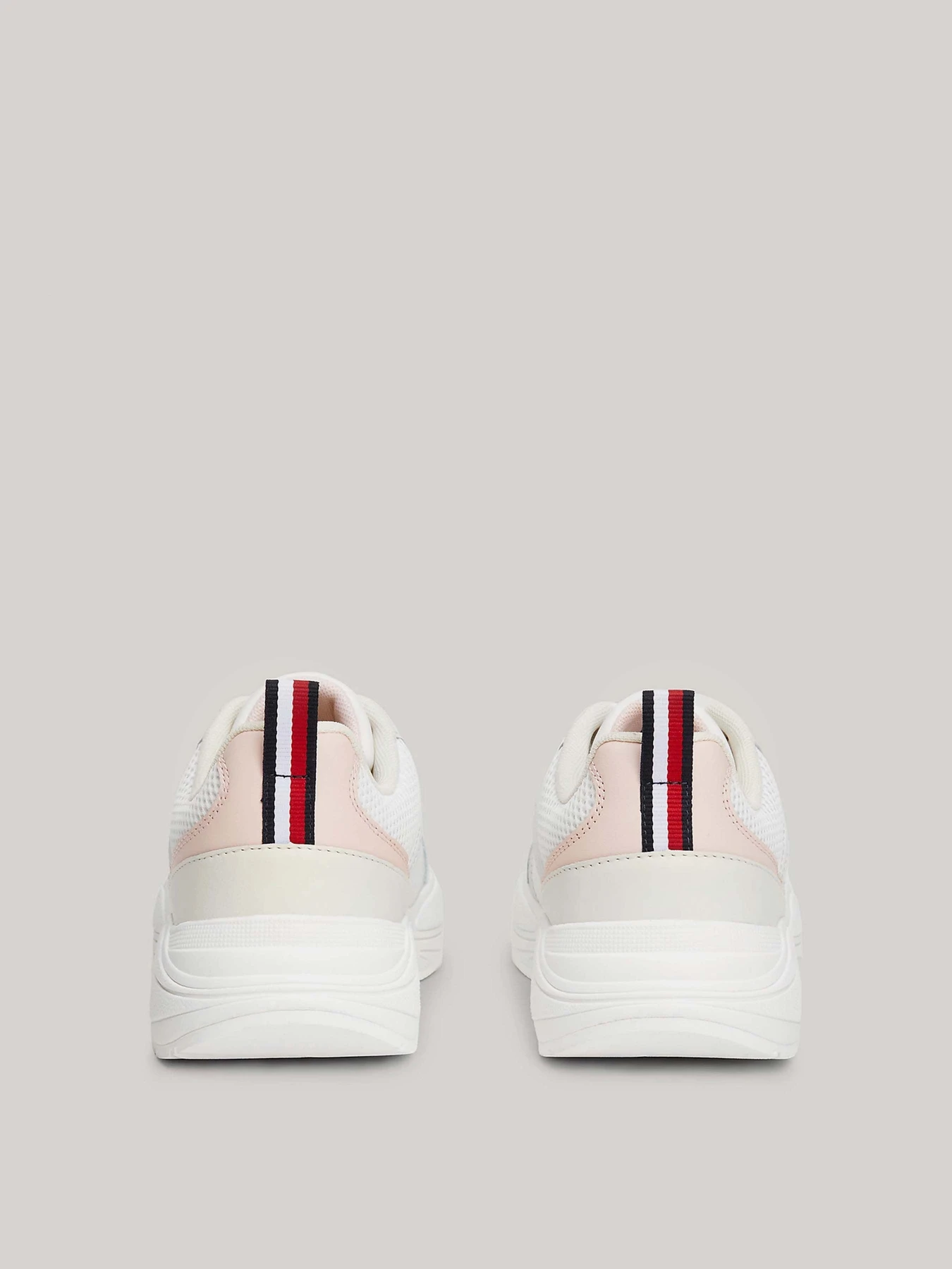 Кроссовки Tommy Hilfiger модель FW0FW07818-0LA Кроссовки Tommy Hilfiger модель FW0FW07818-0LA Фото