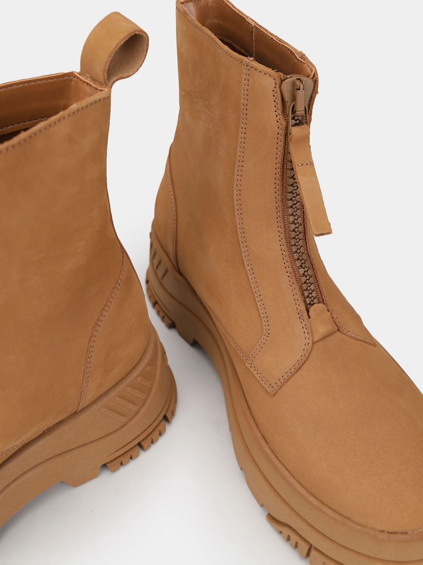 Ботинки и сапоги Tommy Hilfiger модель EN0EN02596-GWE Ботинки и сапоги Tommy Hilfiger модель EN0EN02596-GWE Фото