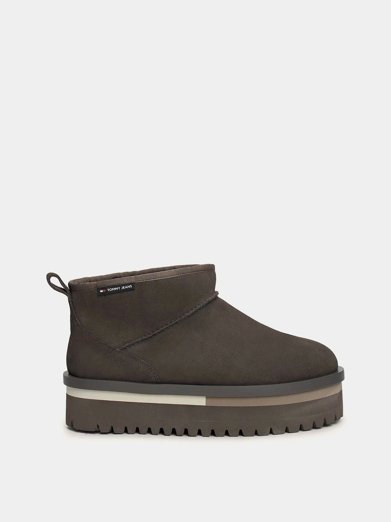 Ботинки и сапоги Tommy Hilfiger модель EN0EN02599-PL0 Ботинки и сапоги Tommy Hilfiger модель EN0EN02599-PL0 Фото