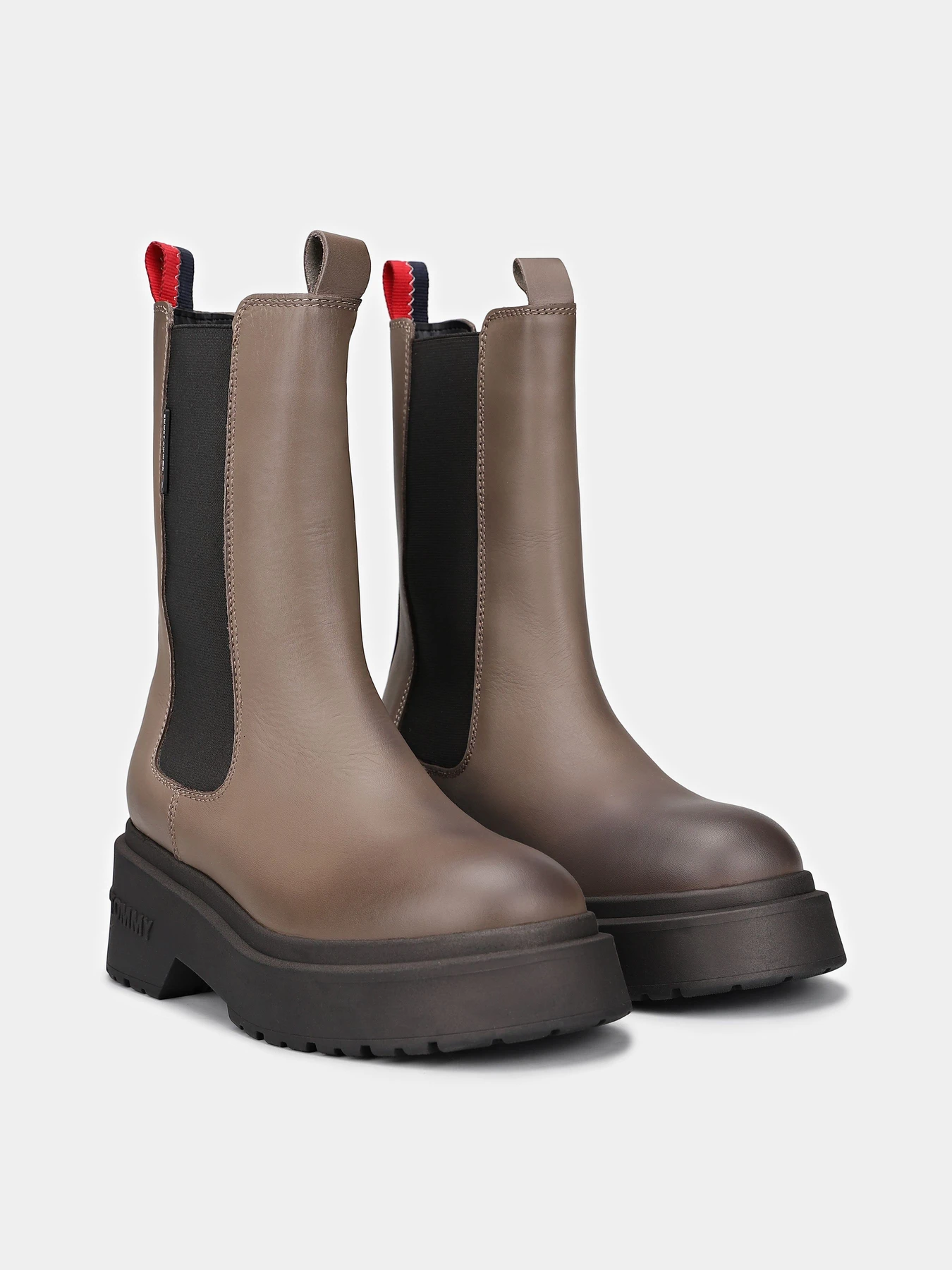 Ботинки и сапоги Tommy Hilfiger модель EN0EN02635-PKC Ботинки и сапоги Tommy Hilfiger модель EN0EN02635-PKC Фото