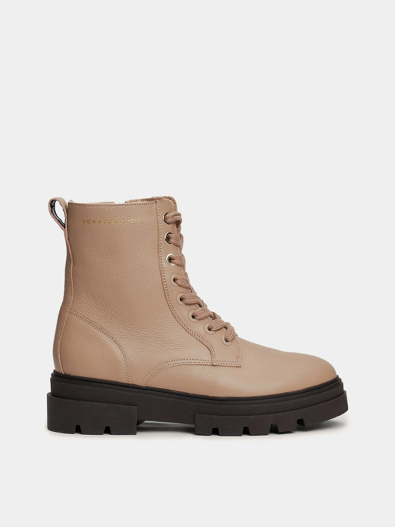 Ботинки и сапоги Tommy Hilfiger модель FW0FW08160-AEG Ботинки и сапоги Tommy Hilfiger модель FW0FW08160-AEG Фото