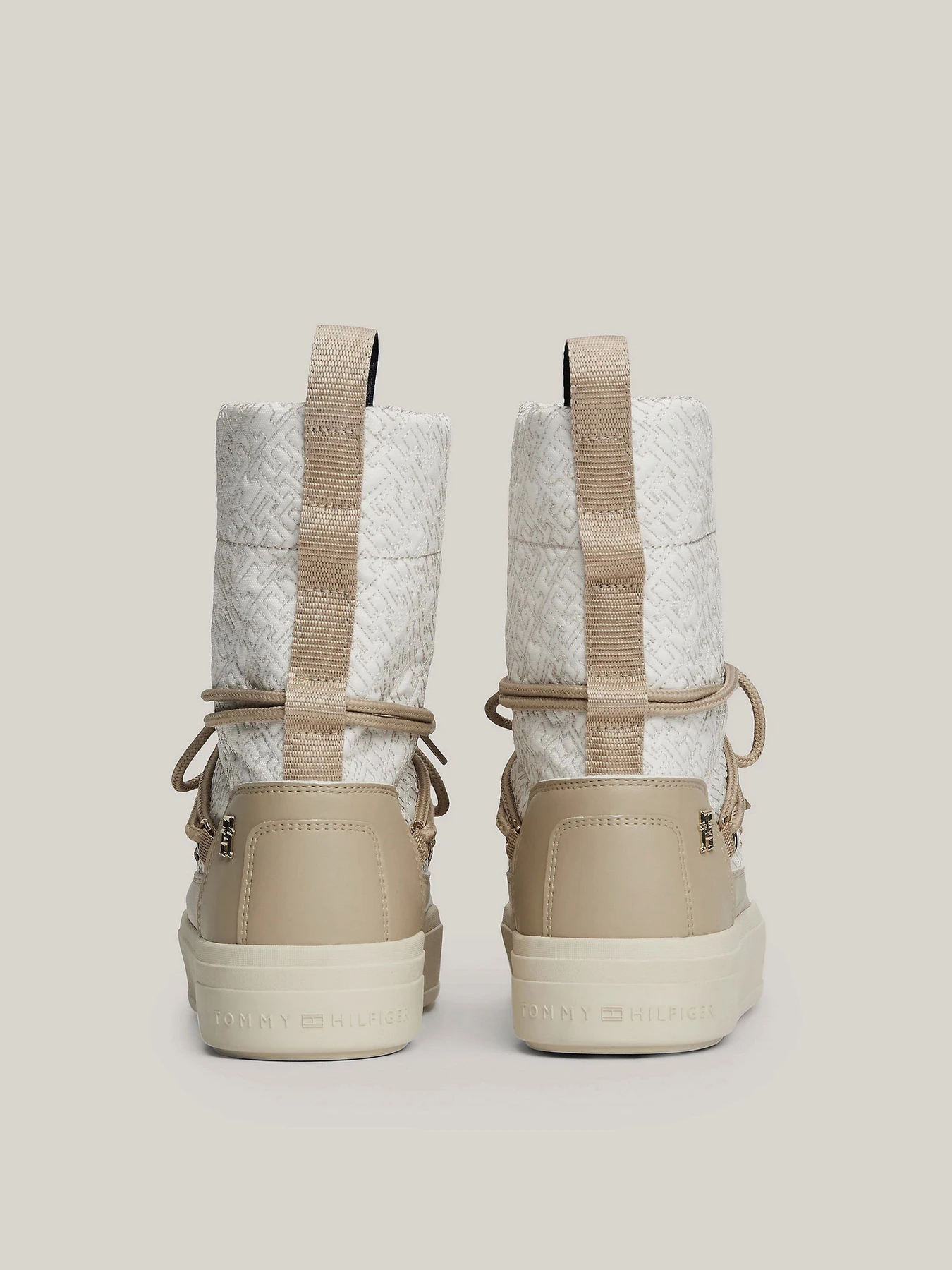 Ботинки и сапоги Tommy Hilfiger модель FW0FW08430-AEG Ботинки и сапоги Tommy Hilfiger модель FW0FW08430-AEG Фото
