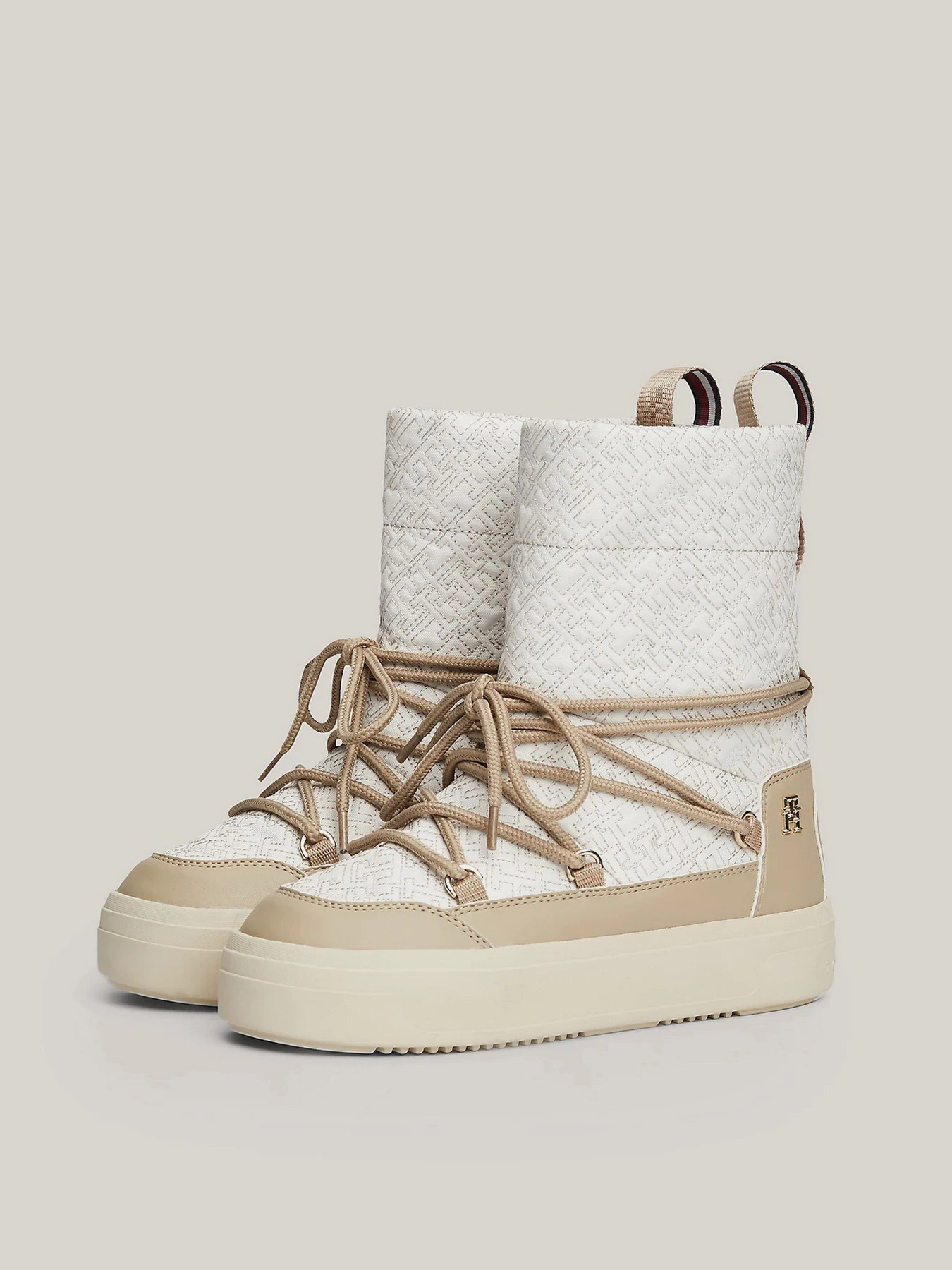 Ботинки и сапоги Tommy Hilfiger модель FW0FW08430-AEG Ботинки и сапоги Tommy Hilfiger модель FW0FW08430-AEG Фото