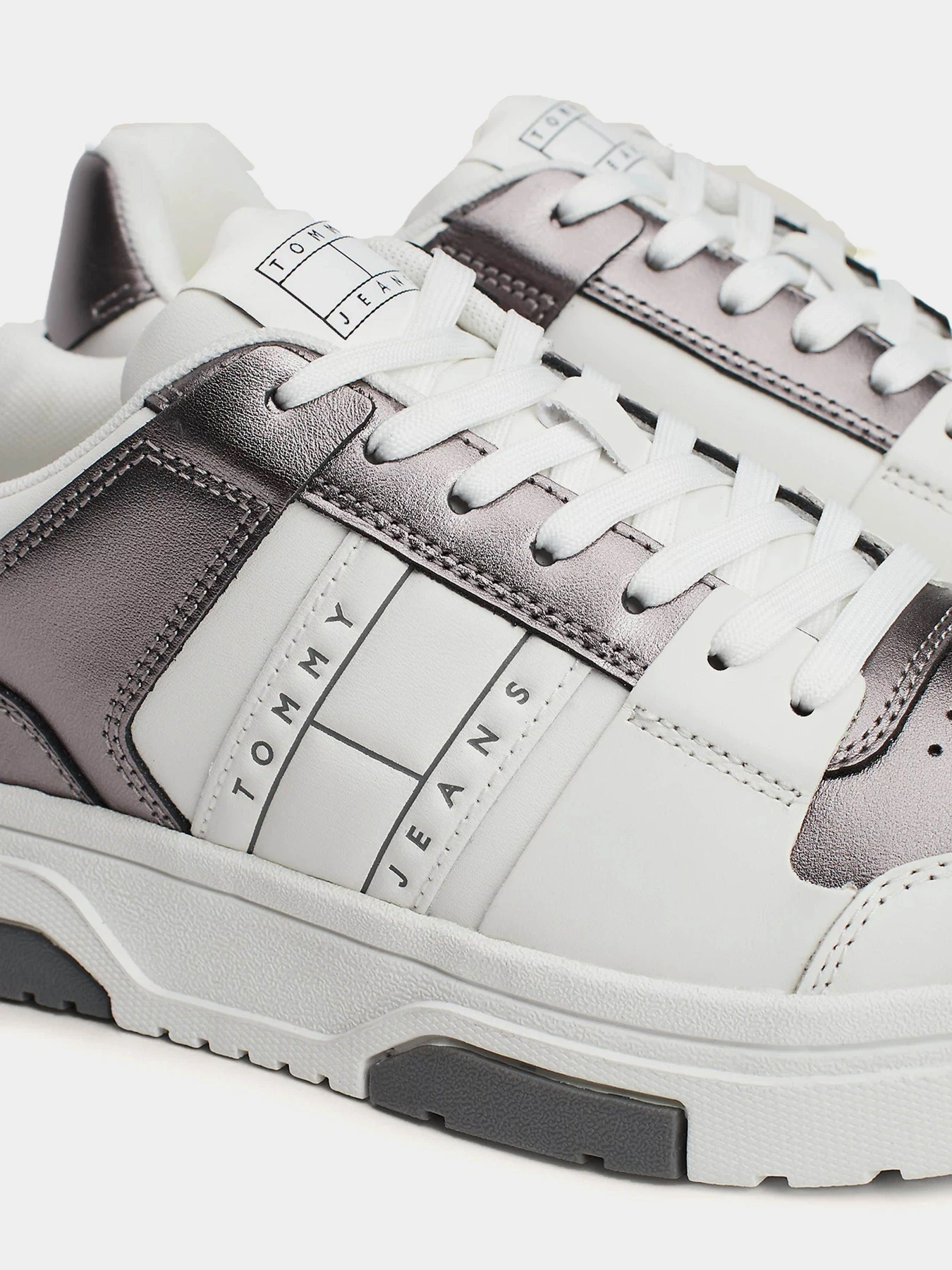Кеды Tommy Hilfiger модель EN0EN02591-TRH Кеды Tommy Hilfiger модель EN0EN02591-TRH Фото