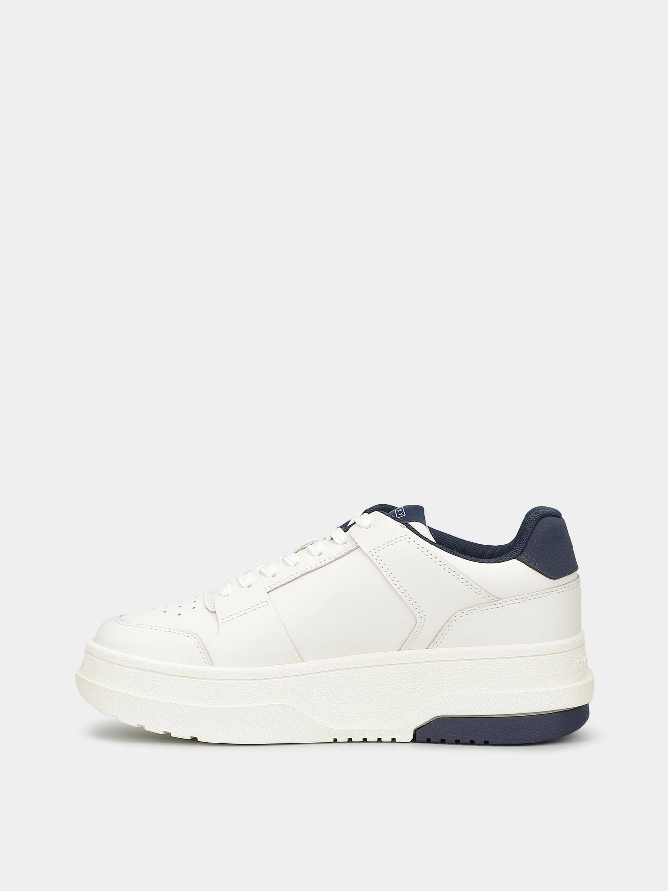 Кеды Tommy Hilfiger модель EN0EN02592-YBI Кеды Tommy Hilfiger модель EN0EN02592-YBI Фото