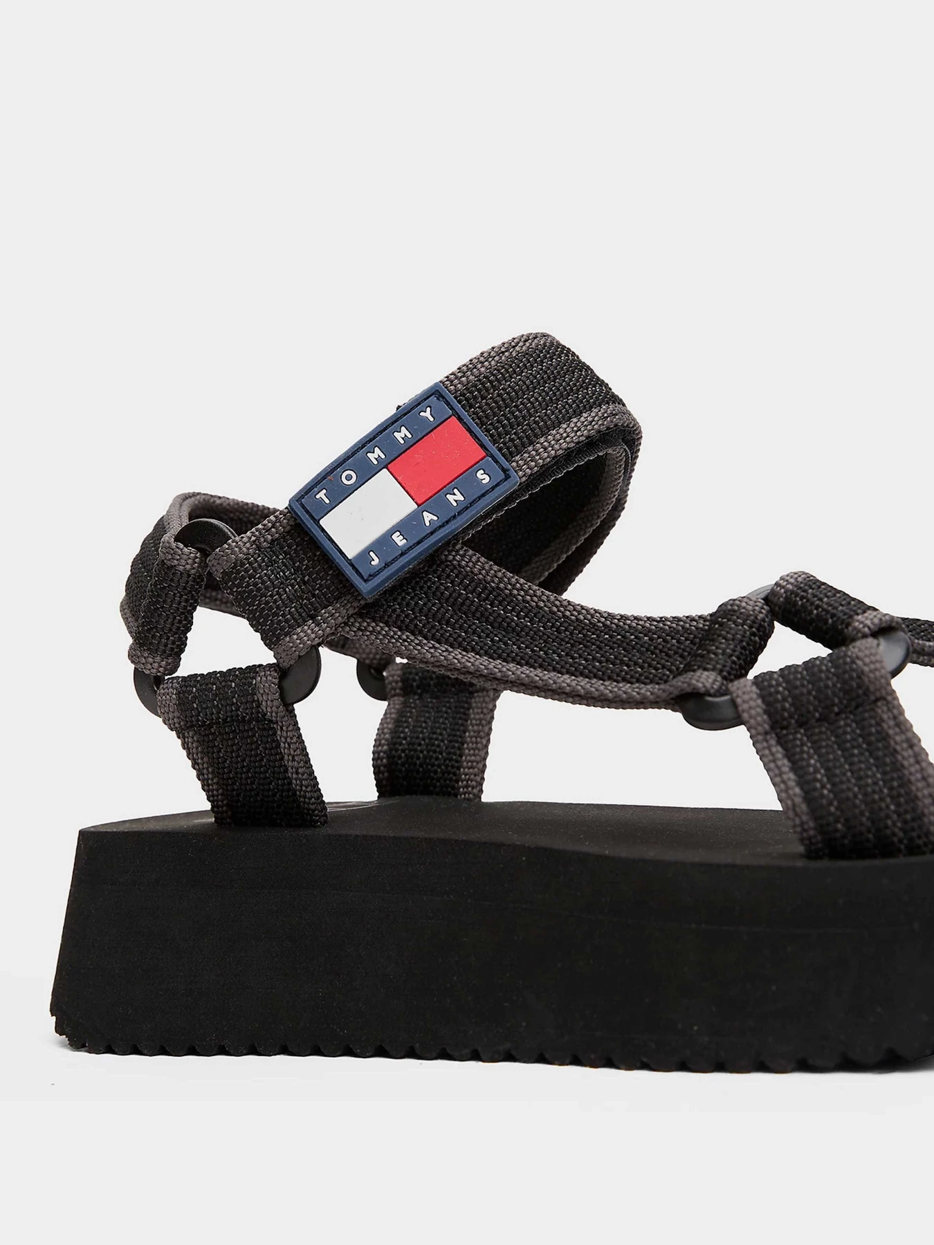 Сандалії Tommy Hilfiger модель EN0EN02747-BDS Сандалії Tommy Hilfiger модель EN0EN02747-BDS Фото