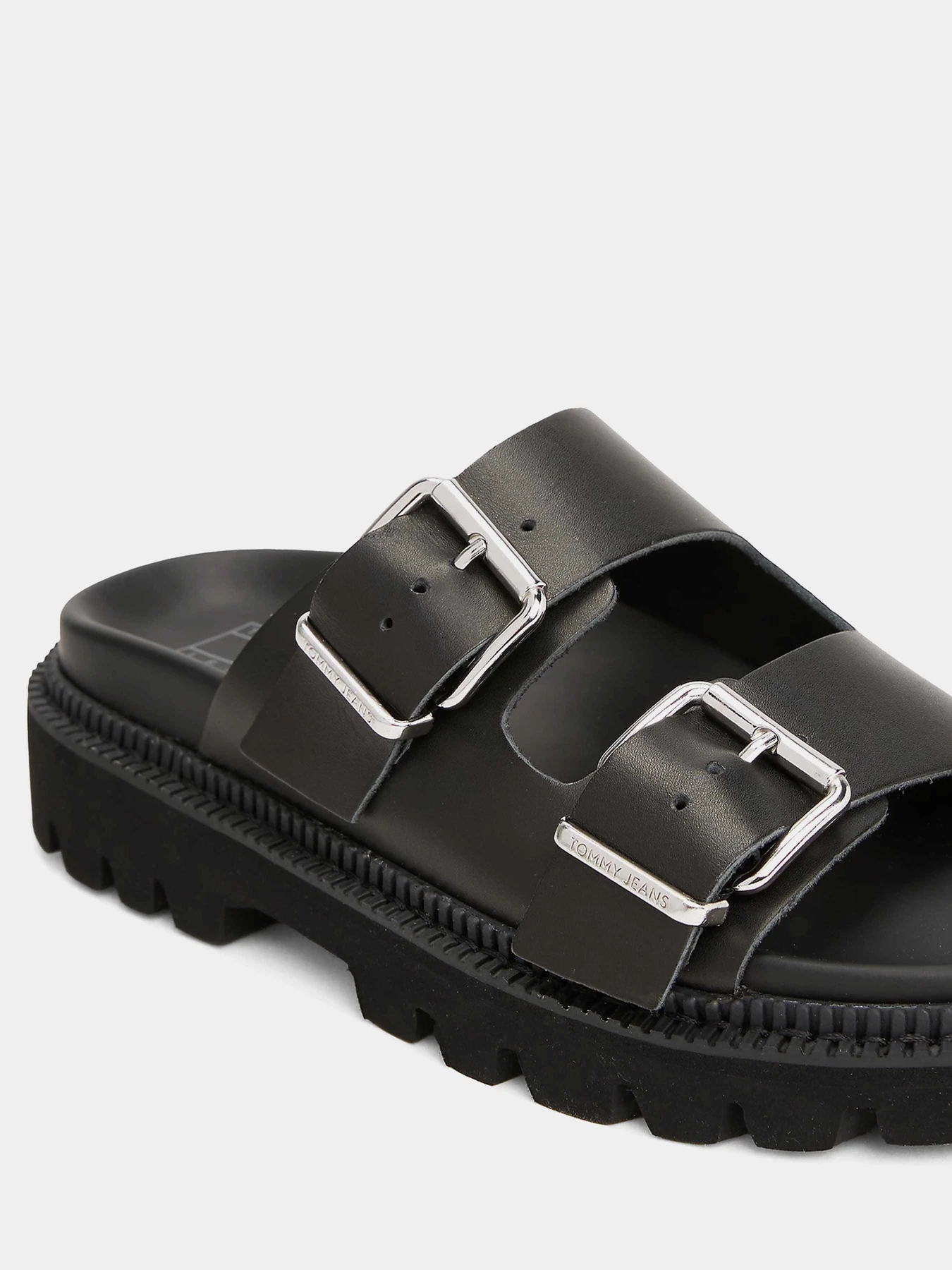 Шльопанці Tommy Hilfiger модель EN0EN02753-BDS Шльопанці Tommy Hilfiger модель EN0EN02753-BDS Фото