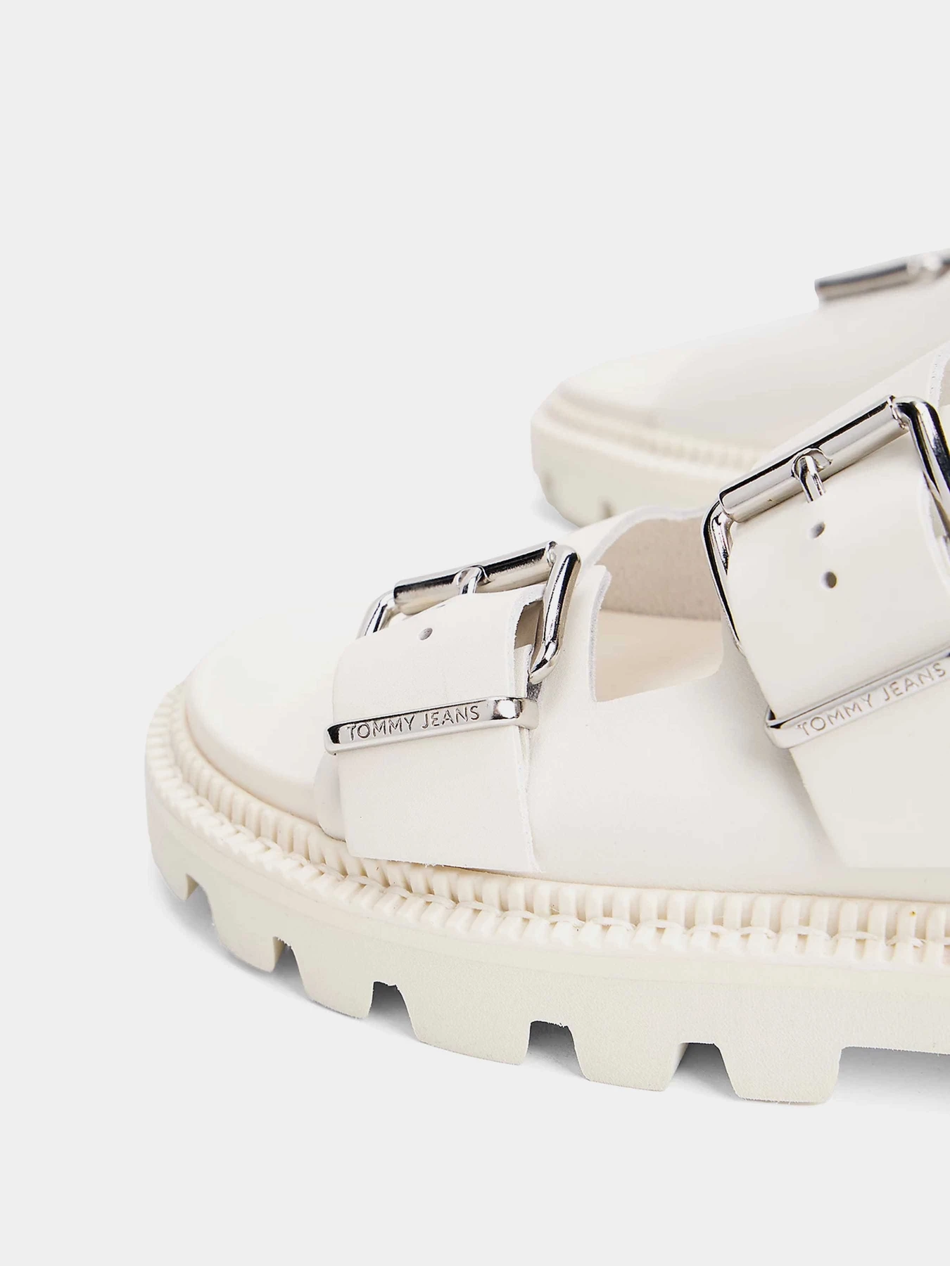 Шльопанці Tommy Hilfiger модель EN0EN02753-YBI Шльопанці Tommy Hilfiger модель EN0EN02753-YBI Фото