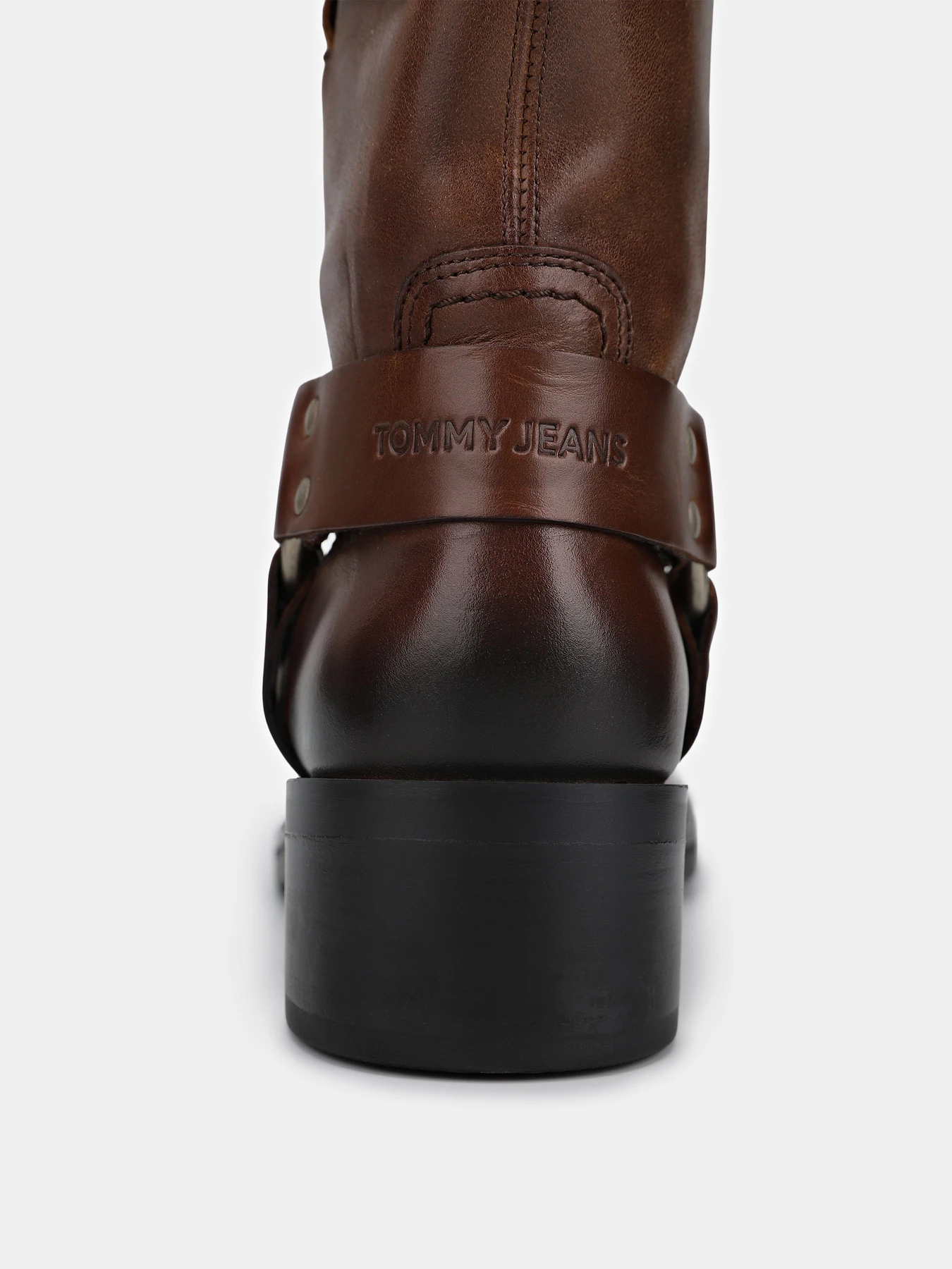 Ботинки и сапоги Tommy Hilfiger модель EN0EN02811-GT9 Ботинки и сапоги Tommy Hilfiger модель EN0EN02811-GT9 Фото
