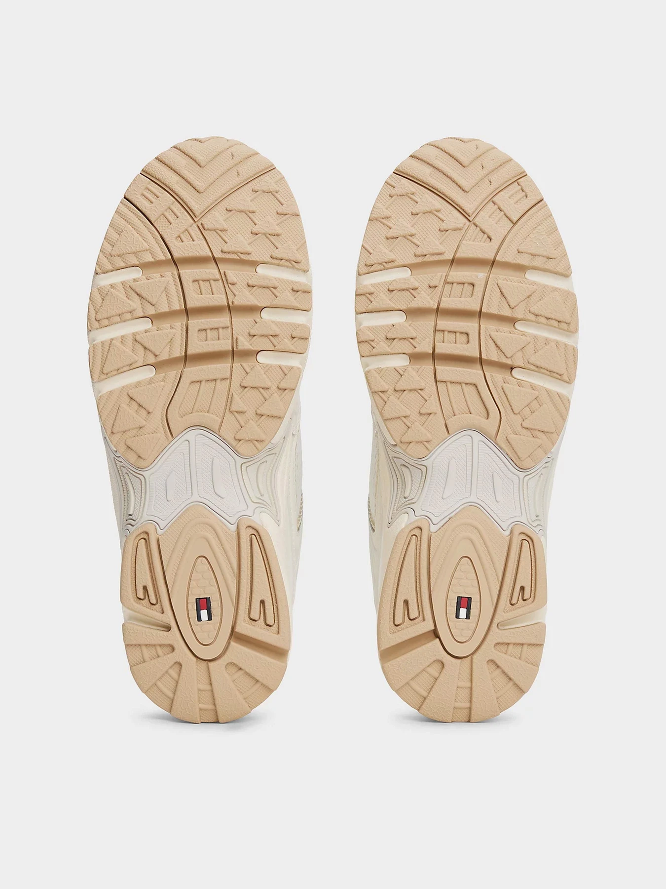 Кроссовки Tommy Hilfiger модель EN0EN02810-YBI Кроссовки Tommy Hilfiger модель EN0EN02810-YBI Фото
