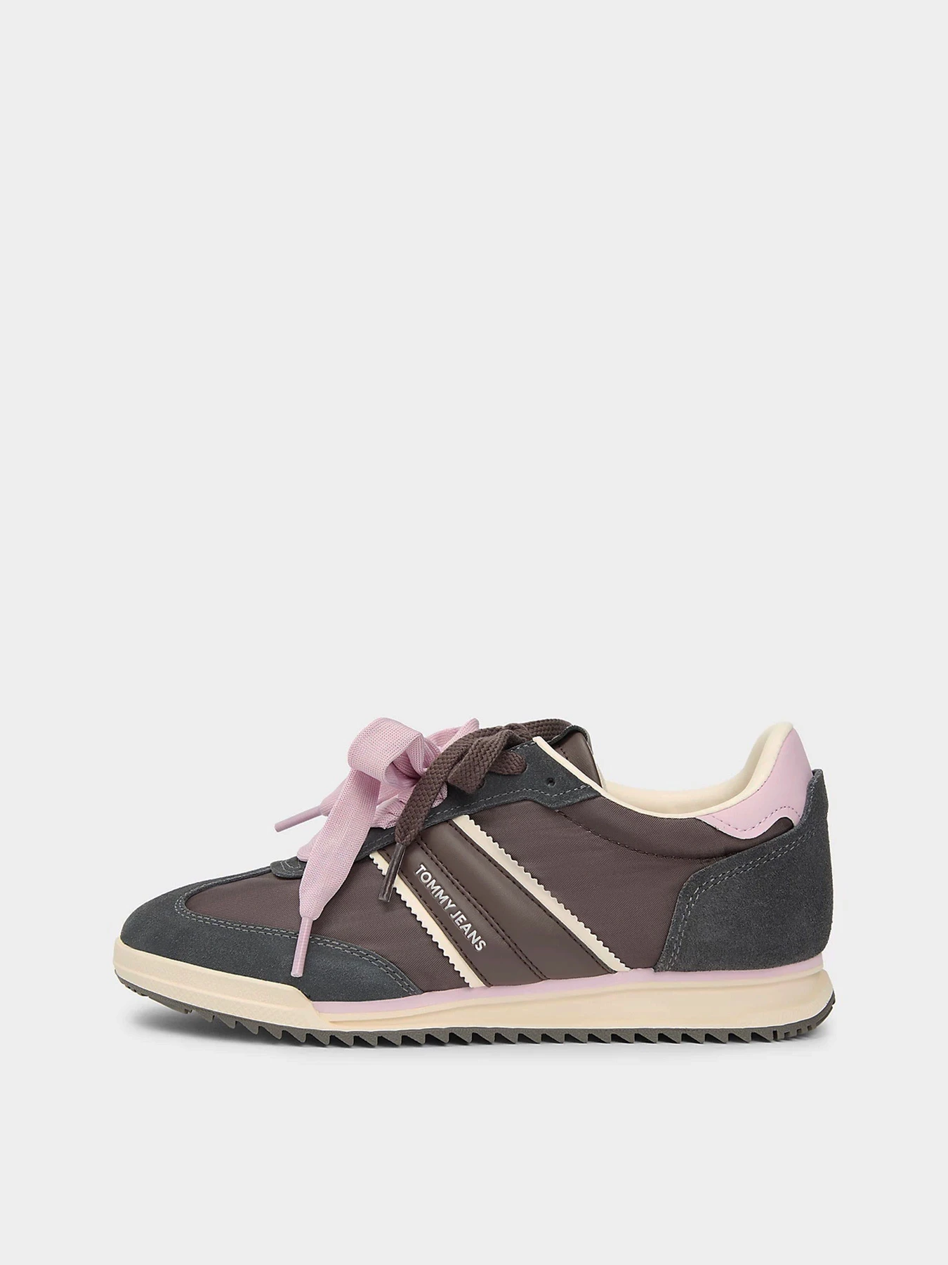 Кроссовки Tommy Hilfiger TJW LOW PROFILE RUNNER модель EN0EN02927-GW1 Кроссовки Tommy Hilfiger TJW LOW PROFILE RUNNER модель EN0EN02927-GW1 Фото