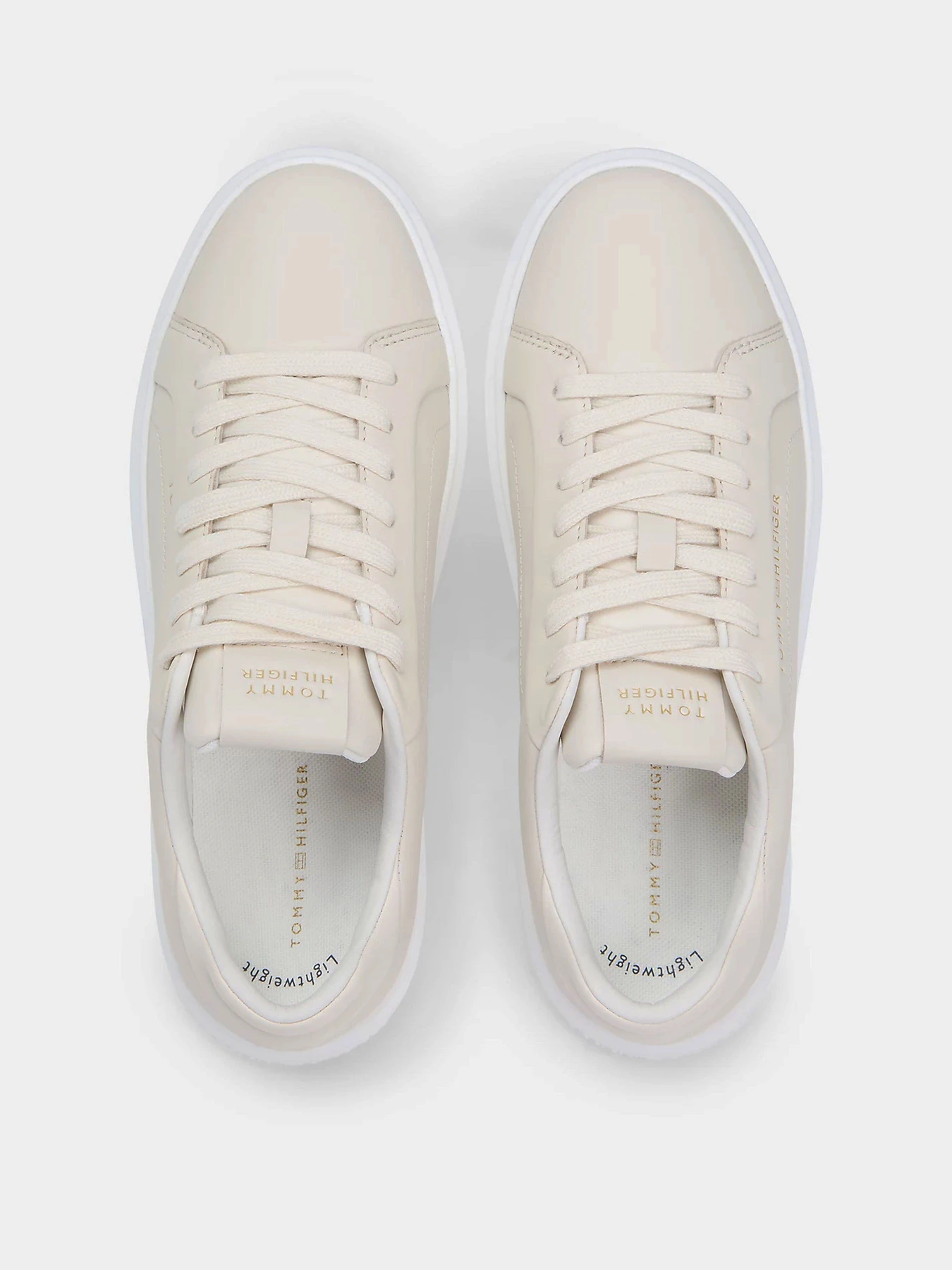 Кеды Tommy Hilfiger ICON COURT LIGHT WEIGHT SHINNY модель FW0FW08949-AEO Кеды Tommy Hilfiger ICON COURT LIGHT WEIGHT SHINNY модель FW0FW08949-AEO Фото