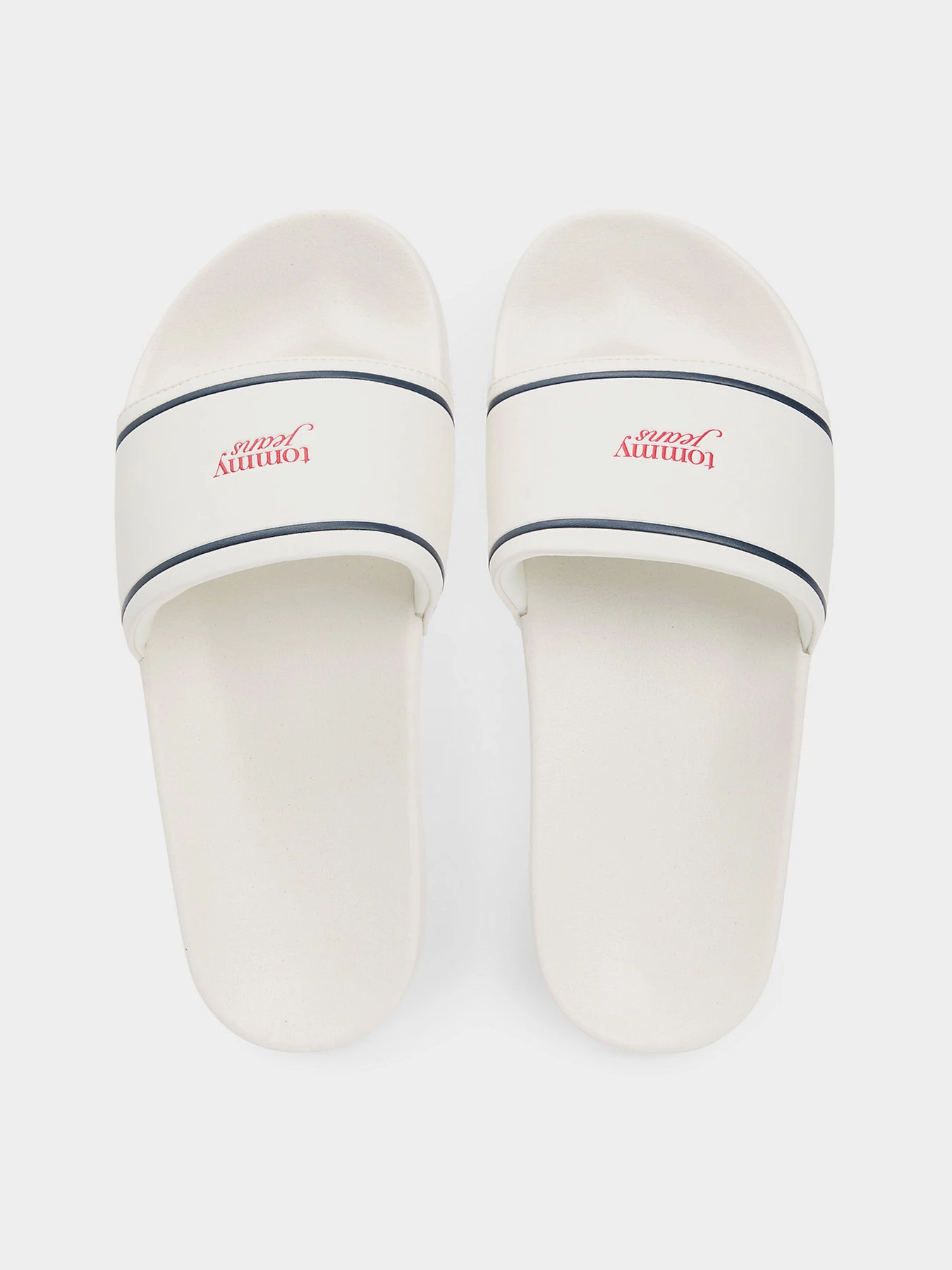 Шлёпанцы Tommy Hilfiger TJW POOLSLIDES модель EN0EN02976-YBI Шлёпанцы Tommy Hilfiger TJW POOLSLIDES модель EN0EN02976-YBI Фото