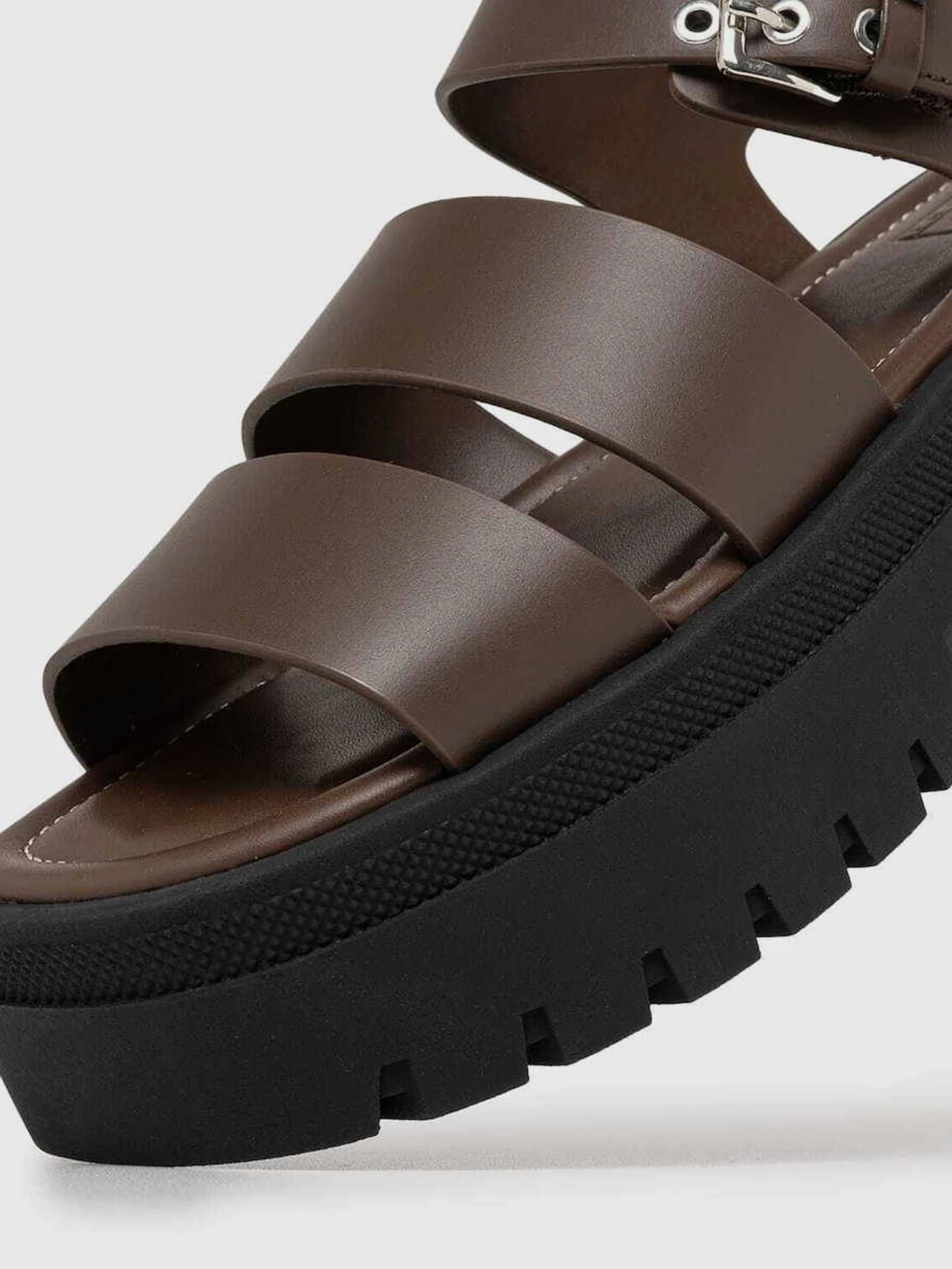 Сандалии Tommy Hilfiger TJW STRAPS LEATHER MAX SANDAL модель EN0EN02944-GV0 Сандалии Tommy Hilfiger TJW STRAPS LEATHER MAX SANDAL модель EN0EN02944-GV0 Фото