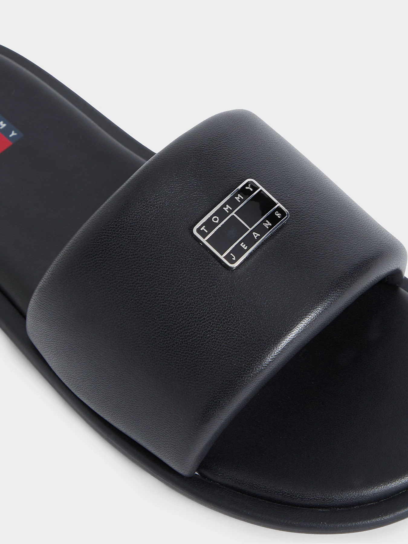 Шлёпанцы Tommy Hilfiger TJW SOFT PADDED CASUAL SLIDE модель EN0EN02950-BDS Фото