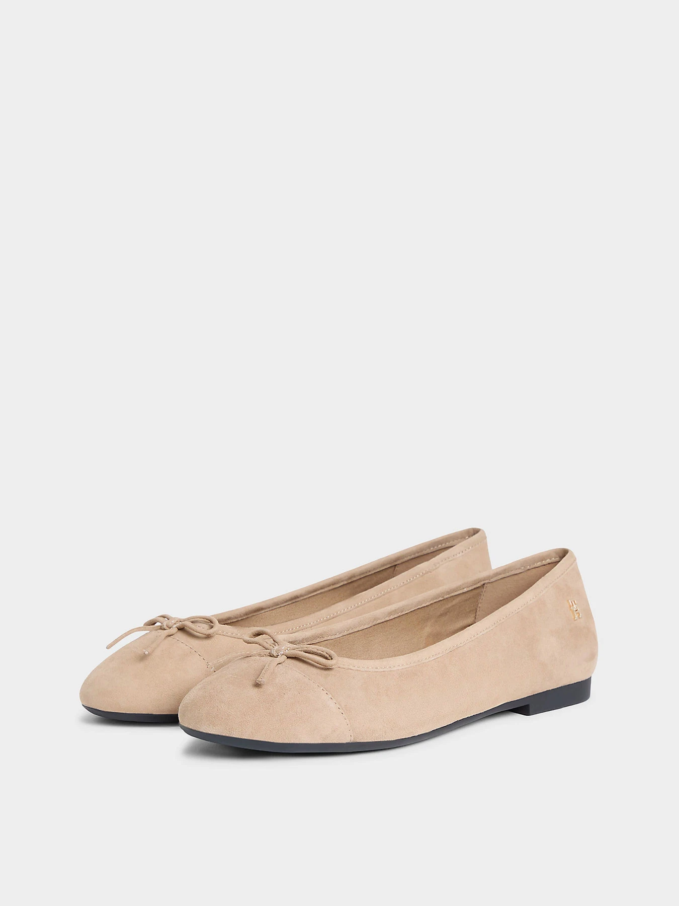 Туфли и лоферы Tommy Hilfiger HILFIGER SUEDE BALLERINA модель FW0FW09357-RBC Фото