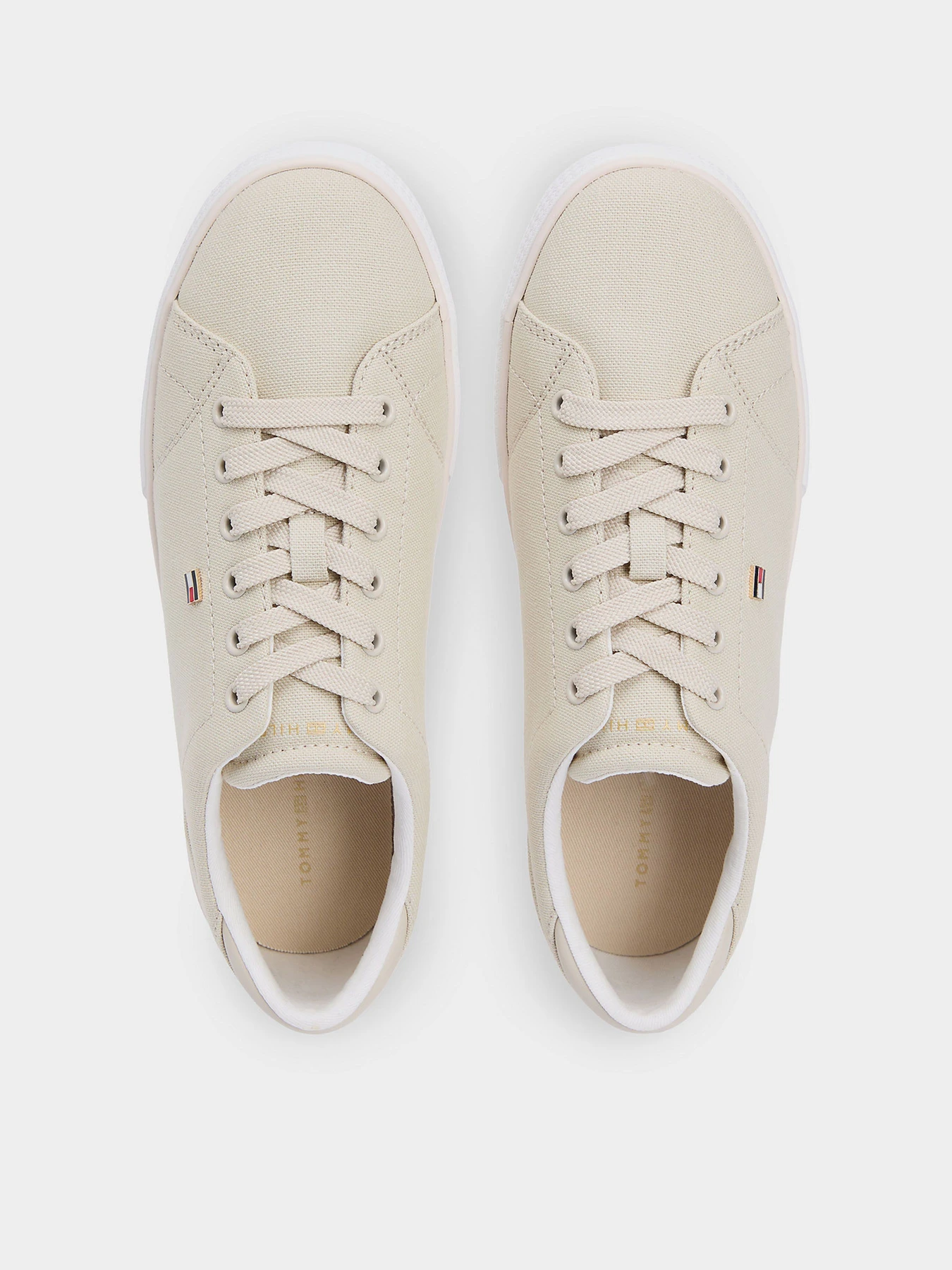 Кеды Tommy Hilfiger TH LOW PROFILE VULC CANVAS модель FW0FW09102-ACI Кеды Tommy Hilfiger TH LOW PROFILE VULC CANVAS модель FW0FW09102-ACI Фото