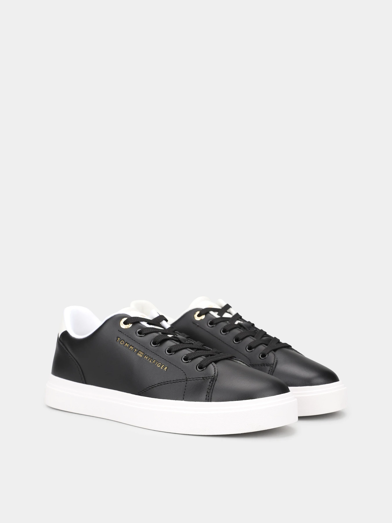 Кеды Tommy Hilfiger TH FEMININE CUPSOLE LEATHER модель FW0FW09105-0GJ Кеды Tommy Hilfiger TH FEMININE CUPSOLE LEATHER модель FW0FW09105-0GJ Фото