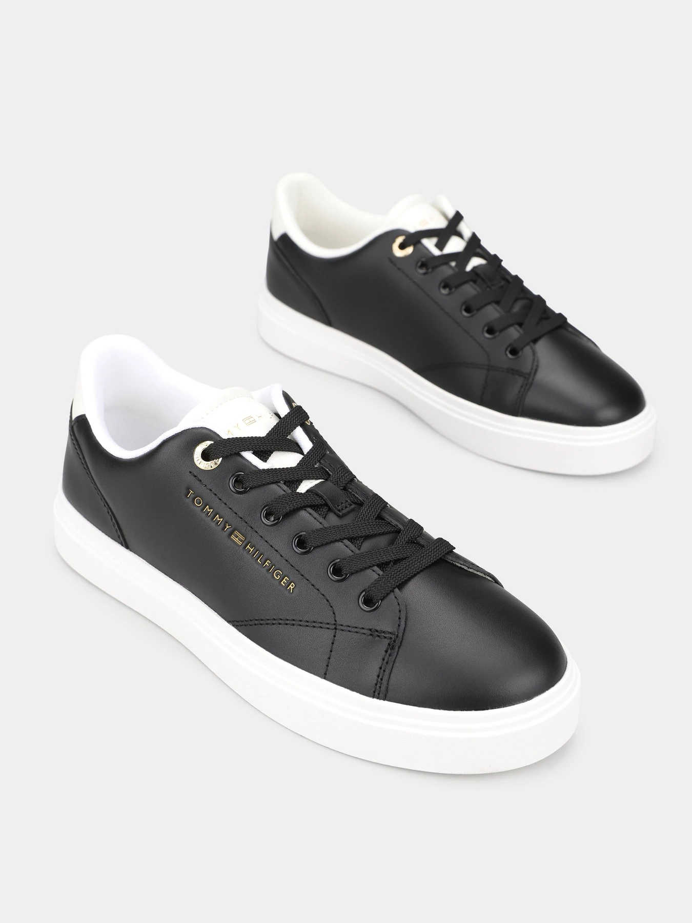 Кеды Tommy Hilfiger TH FEMININE CUPSOLE LEATHER модель FW0FW09105-0GJ Кеды Tommy Hilfiger TH FEMININE CUPSOLE LEATHER модель FW0FW09105-0GJ Фото